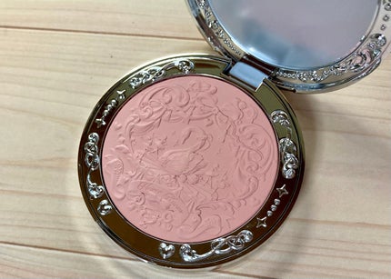 フラワーノーズ スワンバレエシリーズ ブラッシュコンパクト/FlowerKnows/パウダーチークを使ったクチコミ(1枚目)