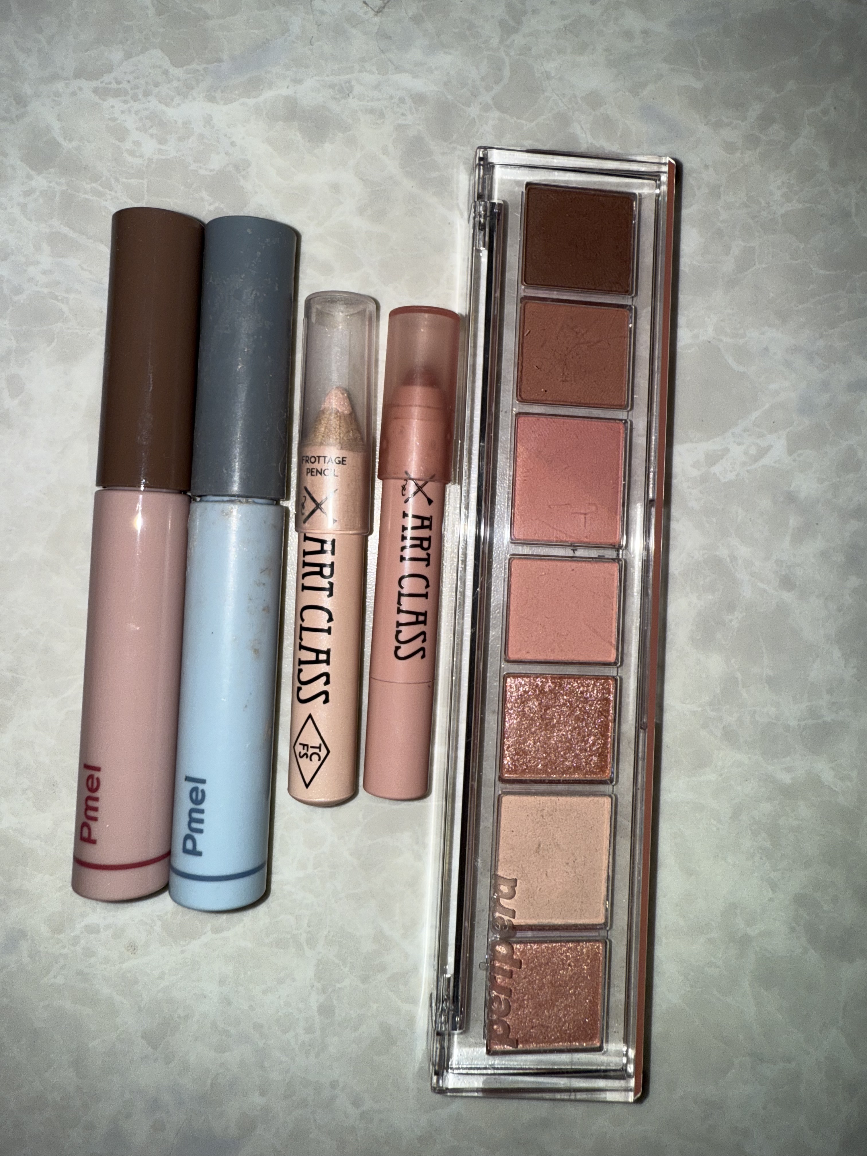 オール テイク ムード パレット(24AD) 03 花って呼んでもいい？/PERIPERA/アイシャドウパレットを使ったクチコミ（2枚目）