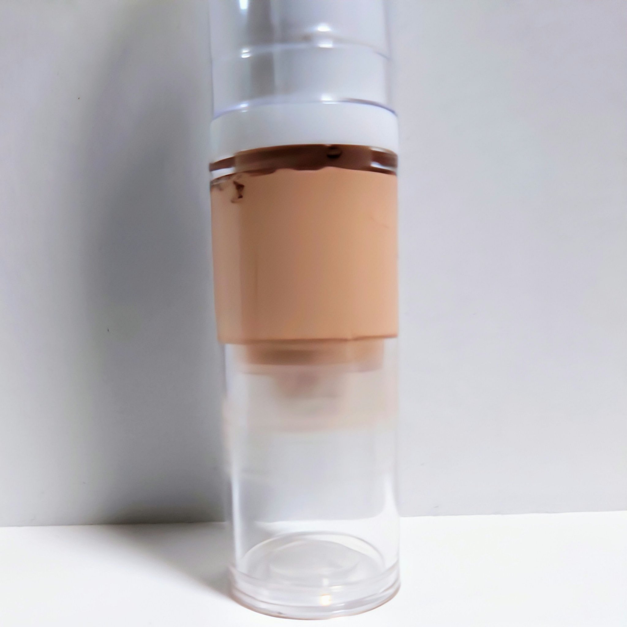 アイクリーム真空容器(先楕円タイプ)/DAISO/その他を使ったクチコミ（2枚目）