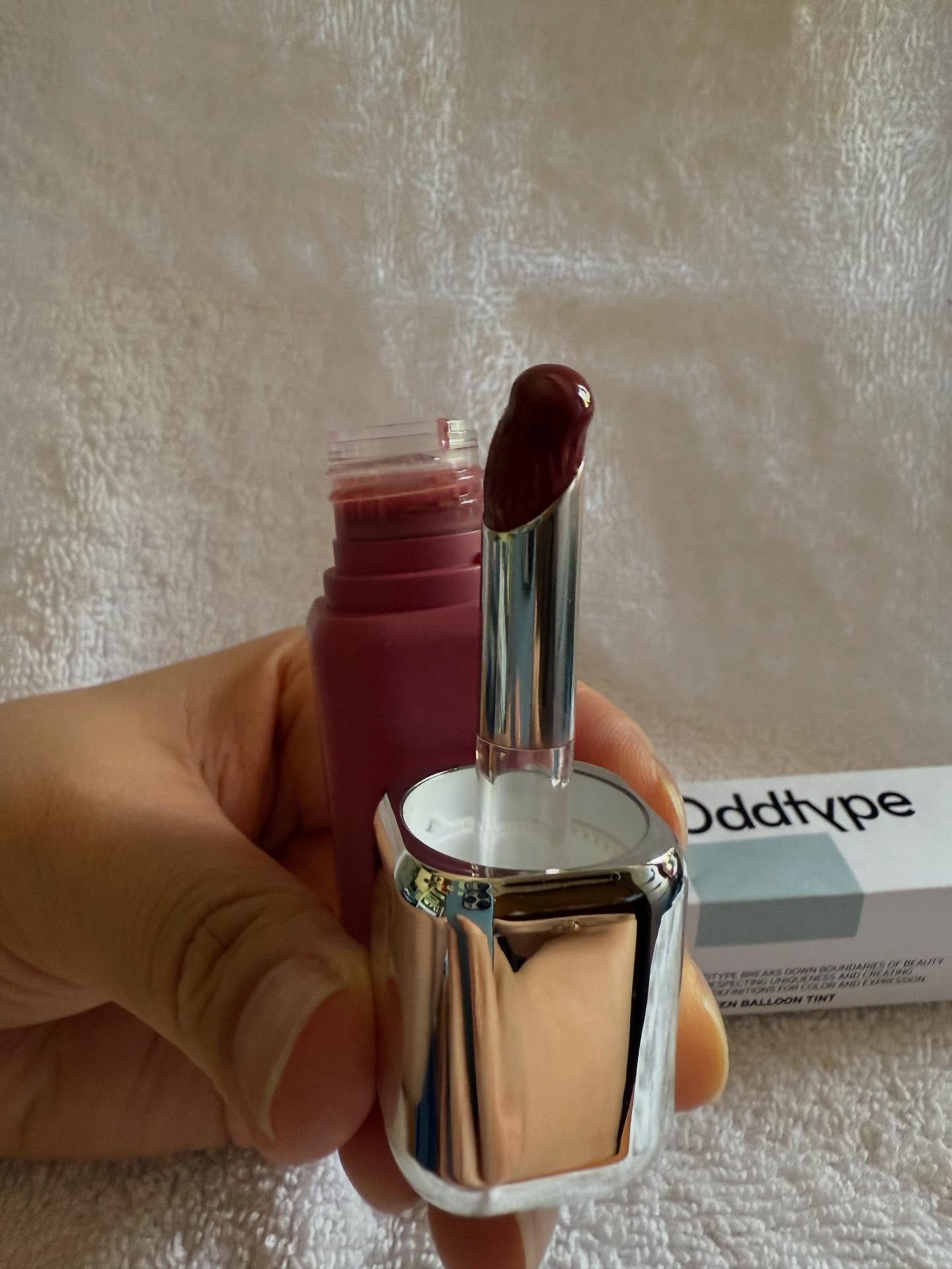 アンシーン バルーンティント/Oddtype/リップティントを使ったクチコミ（3枚目）