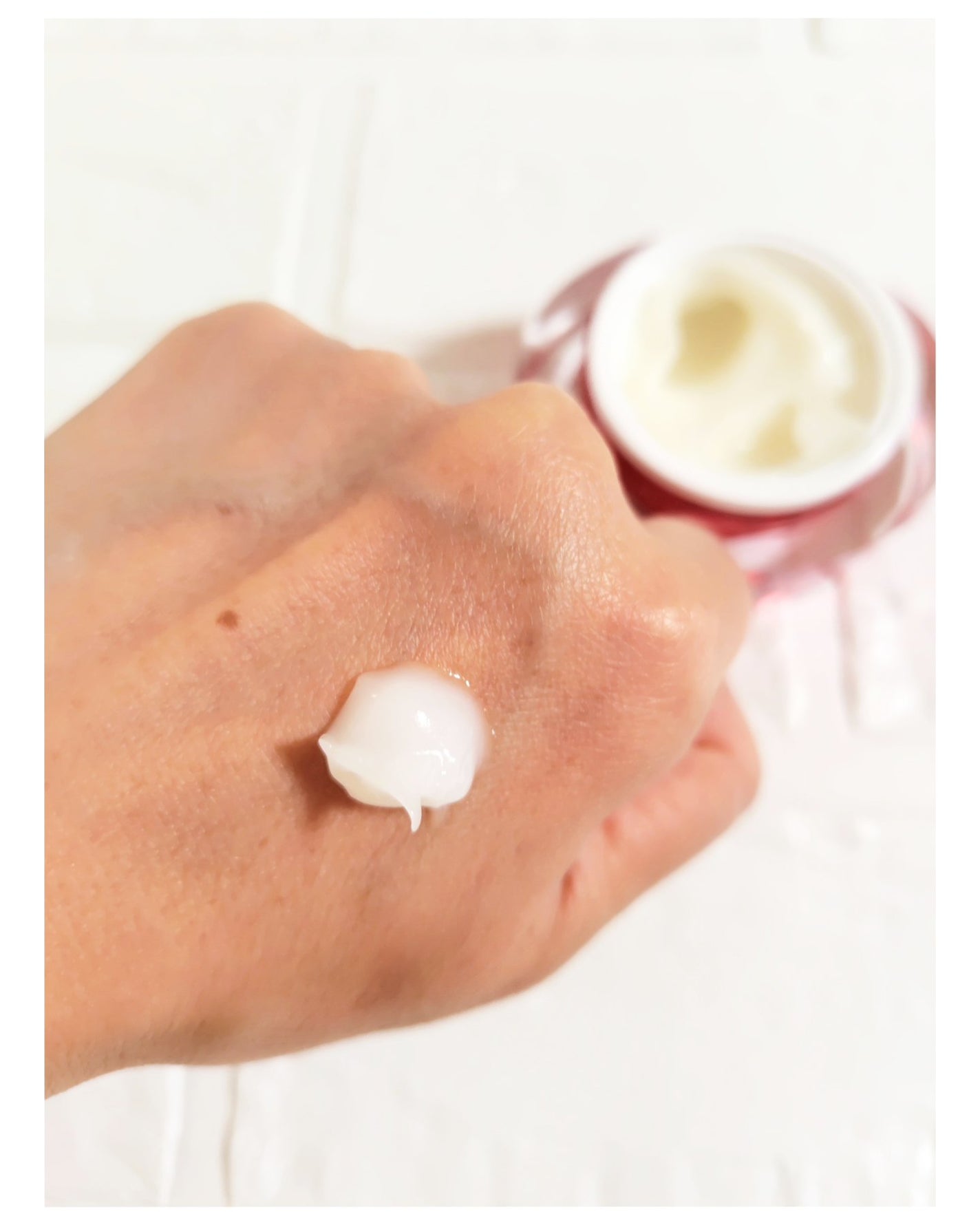 シルククリーム/エルツティン/美容液を使ったクチコミ(4枚目)