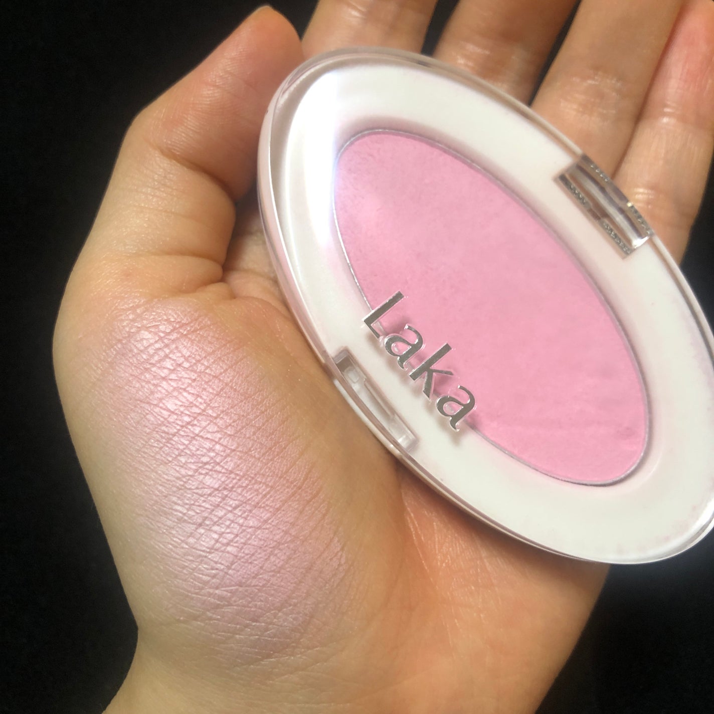 ラブシルクブラッシュ/Laka/パウダーチークを使ったクチコミ(2枚目)