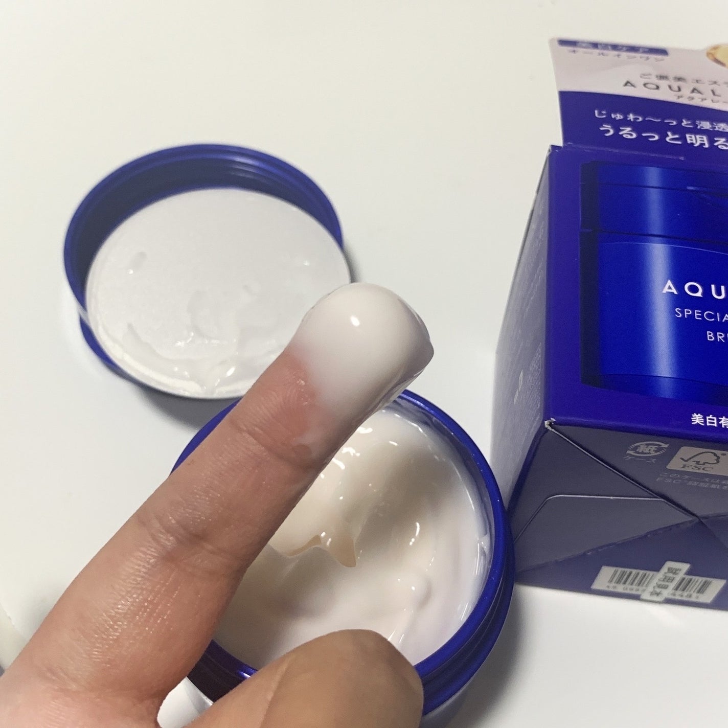スペシャルジェルクリーム EX (ブライトニング) /アクアレーベル/オールインワン化粧品を使ったクチコミ(4枚目)