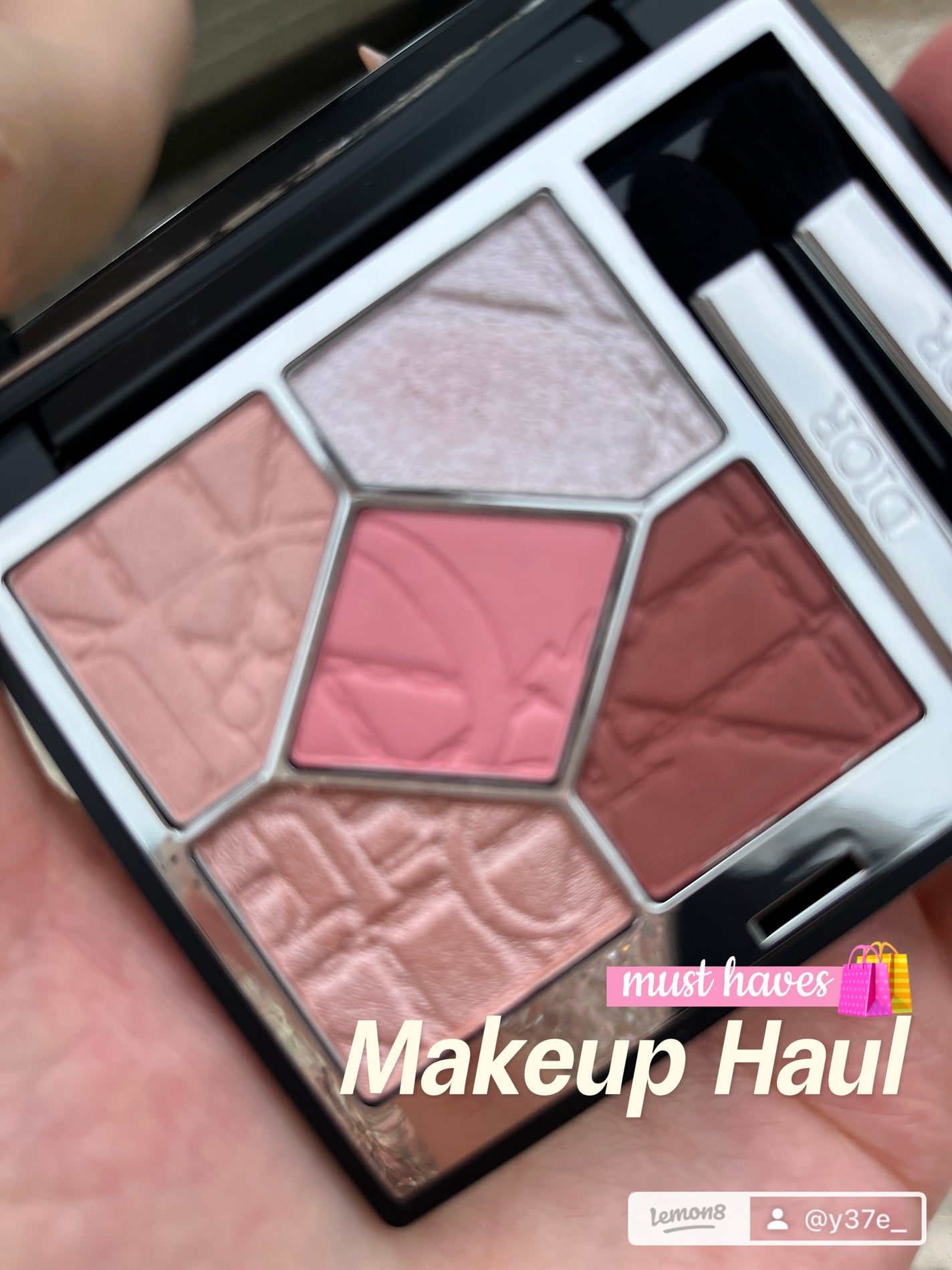 【旧】ディオールショウ サンク クルール(限定品)/Dior/アイシャドウを使ったクチコミ(1枚目)