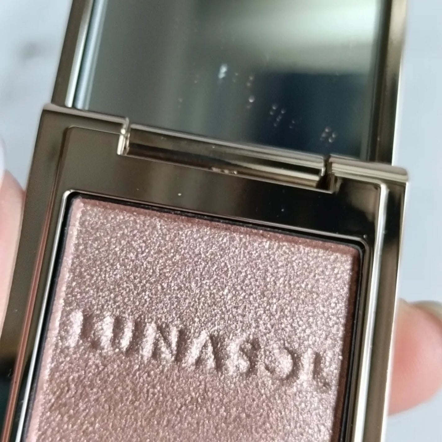 ルナソル モノアイカラーレーション/LUNASOL/単色アイシャドウを使ったクチコミ(3枚目)