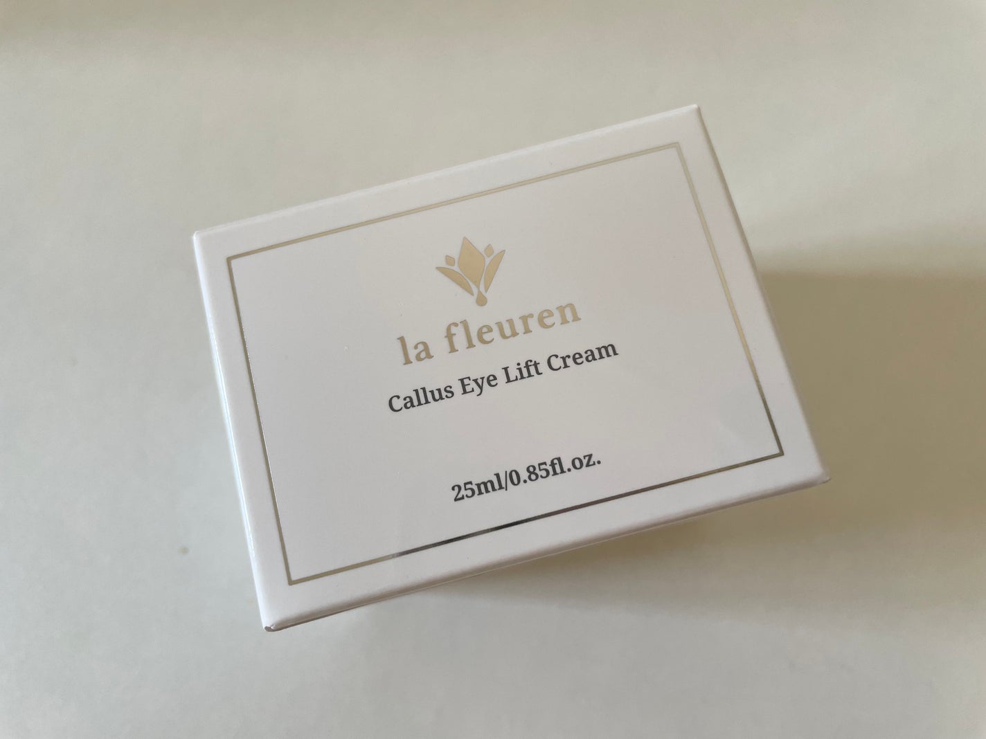 カルス弾力アイクリーム/la fleuren/アイケア・アイクリームを使ったクチコミ(1枚目)