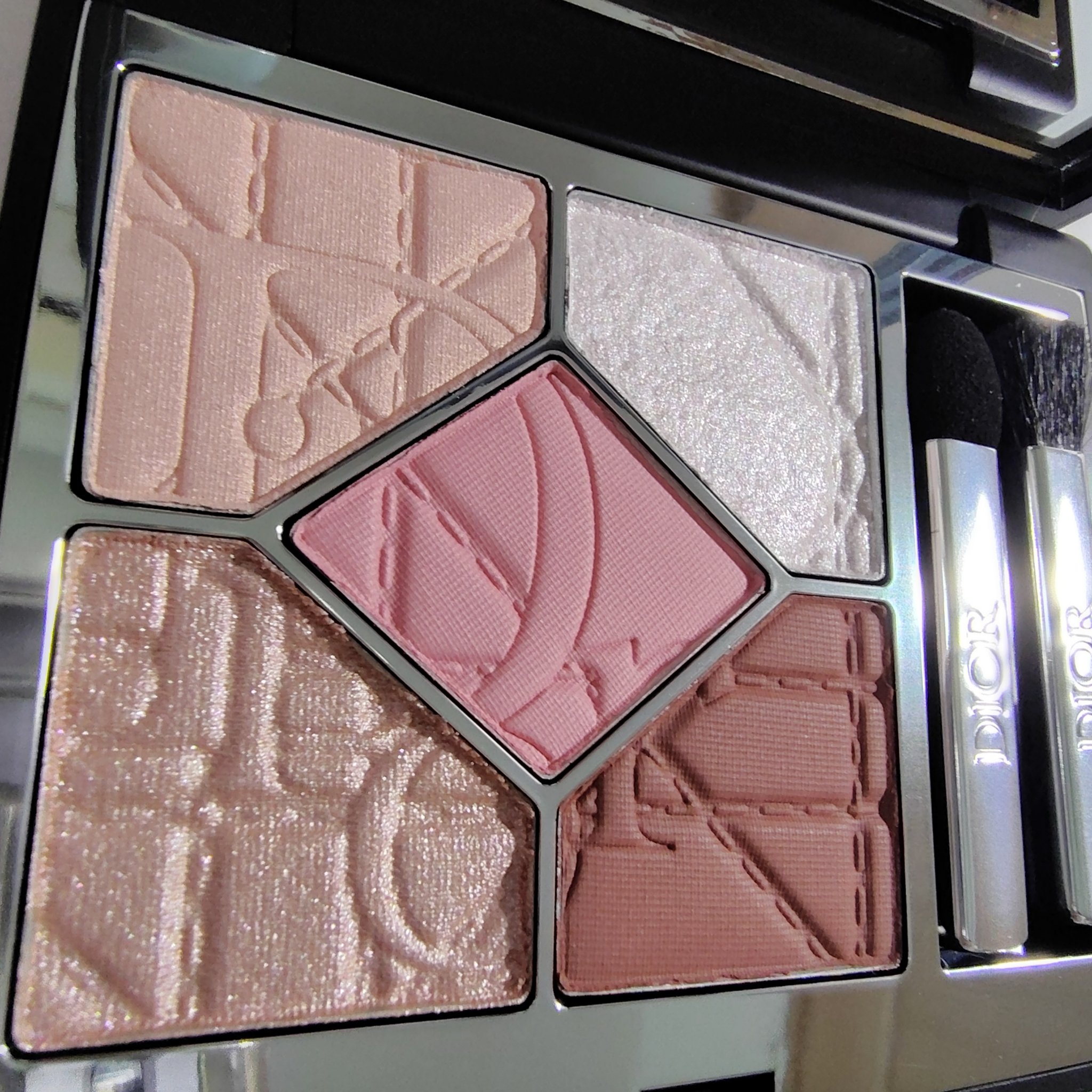 ディオールショウ サンク クルール（限定品） 857 ローズ