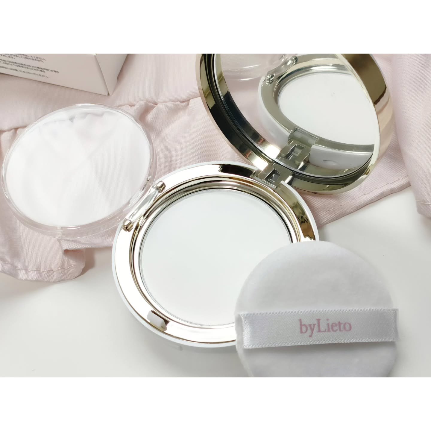 ハイドラセッティングパウダー/byLieto/プレストパウダーを使ったクチコミ（2枚目）