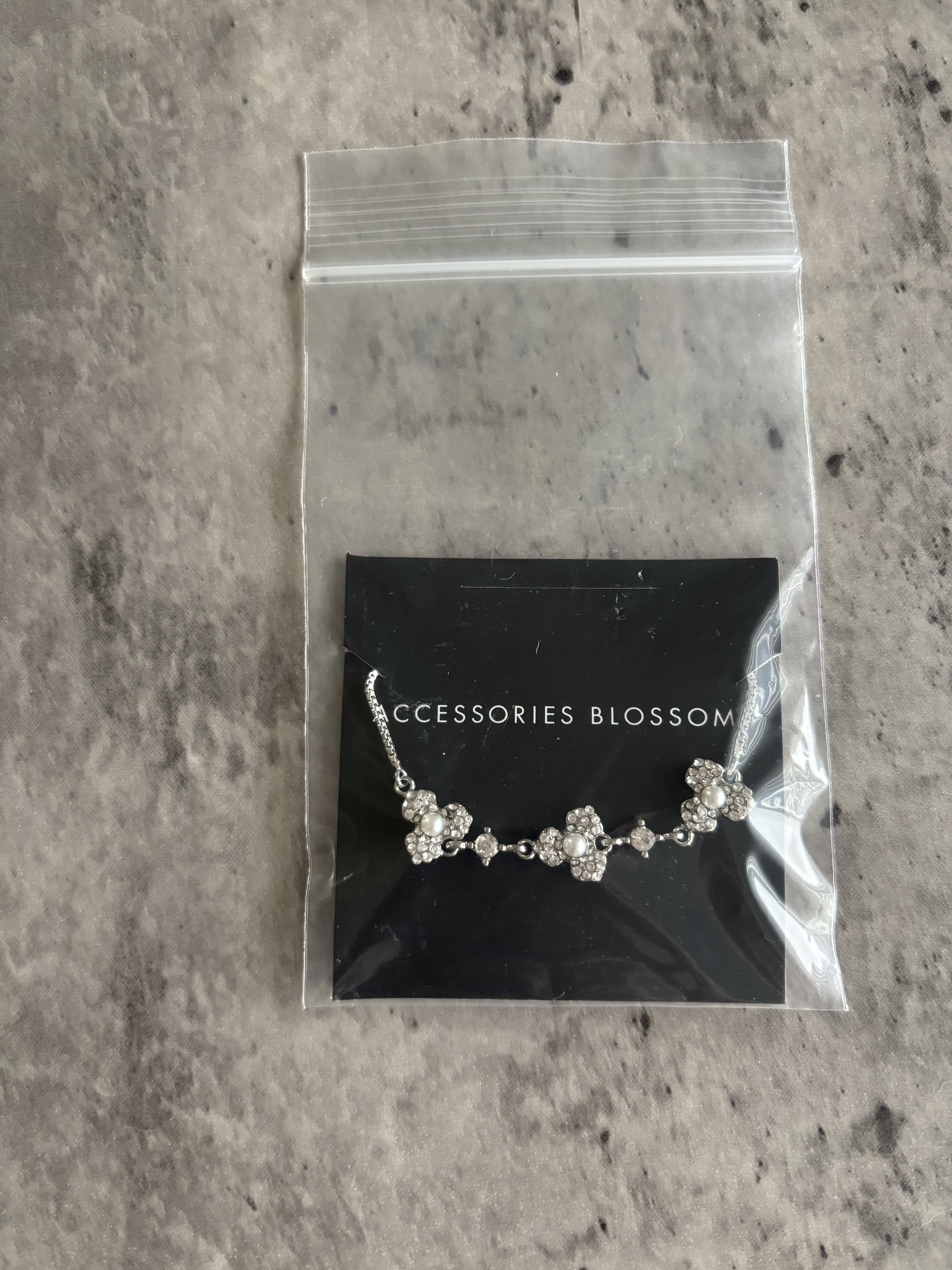 リンクルホワイトアイクリーム/CEZANNE/アイケア・アイクリームを使ったクチコミ（3枚目）