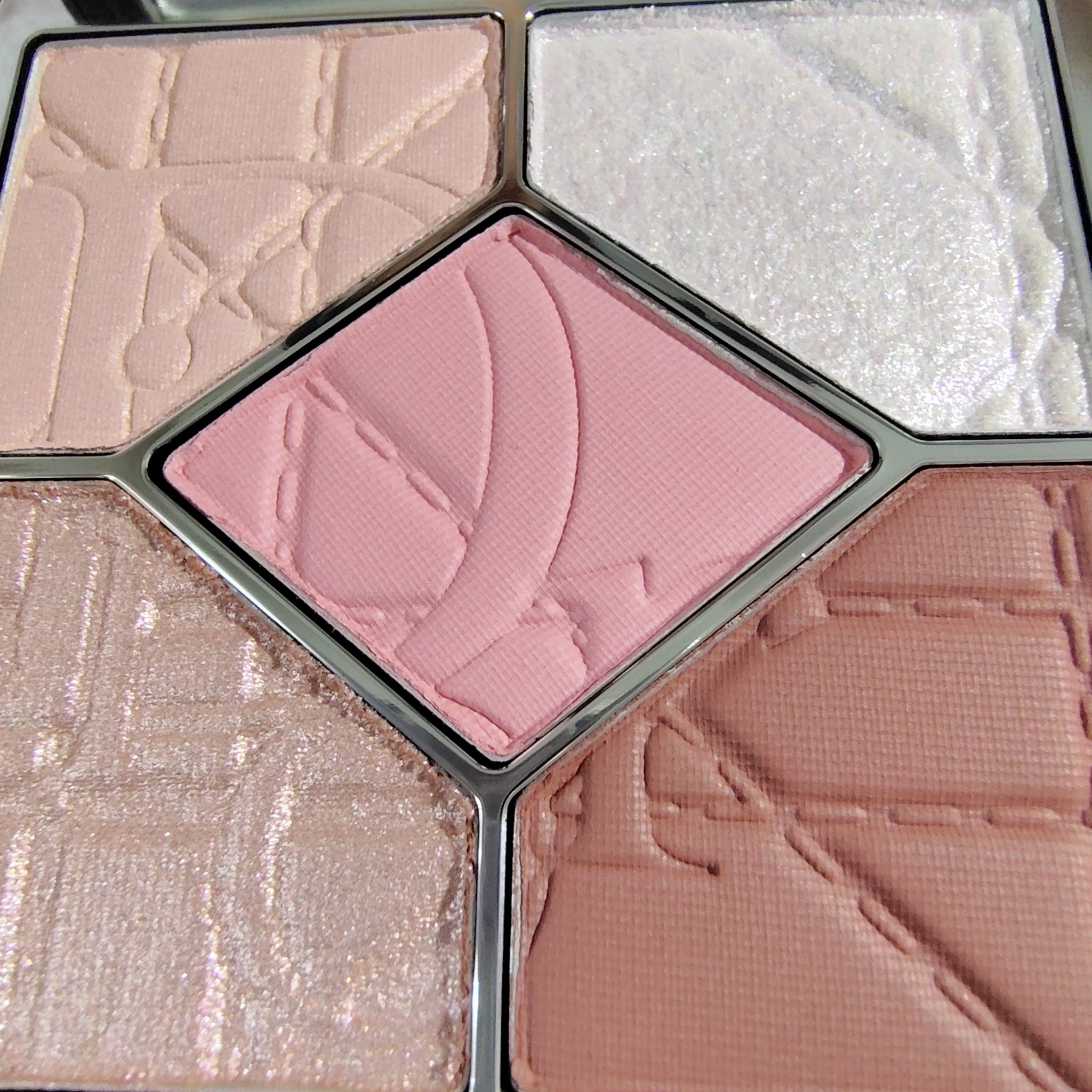 【旧】ディオールショウ サンク クルール（限定品）/Dior/アイシャドウを使ったクチコミ（3枚目）