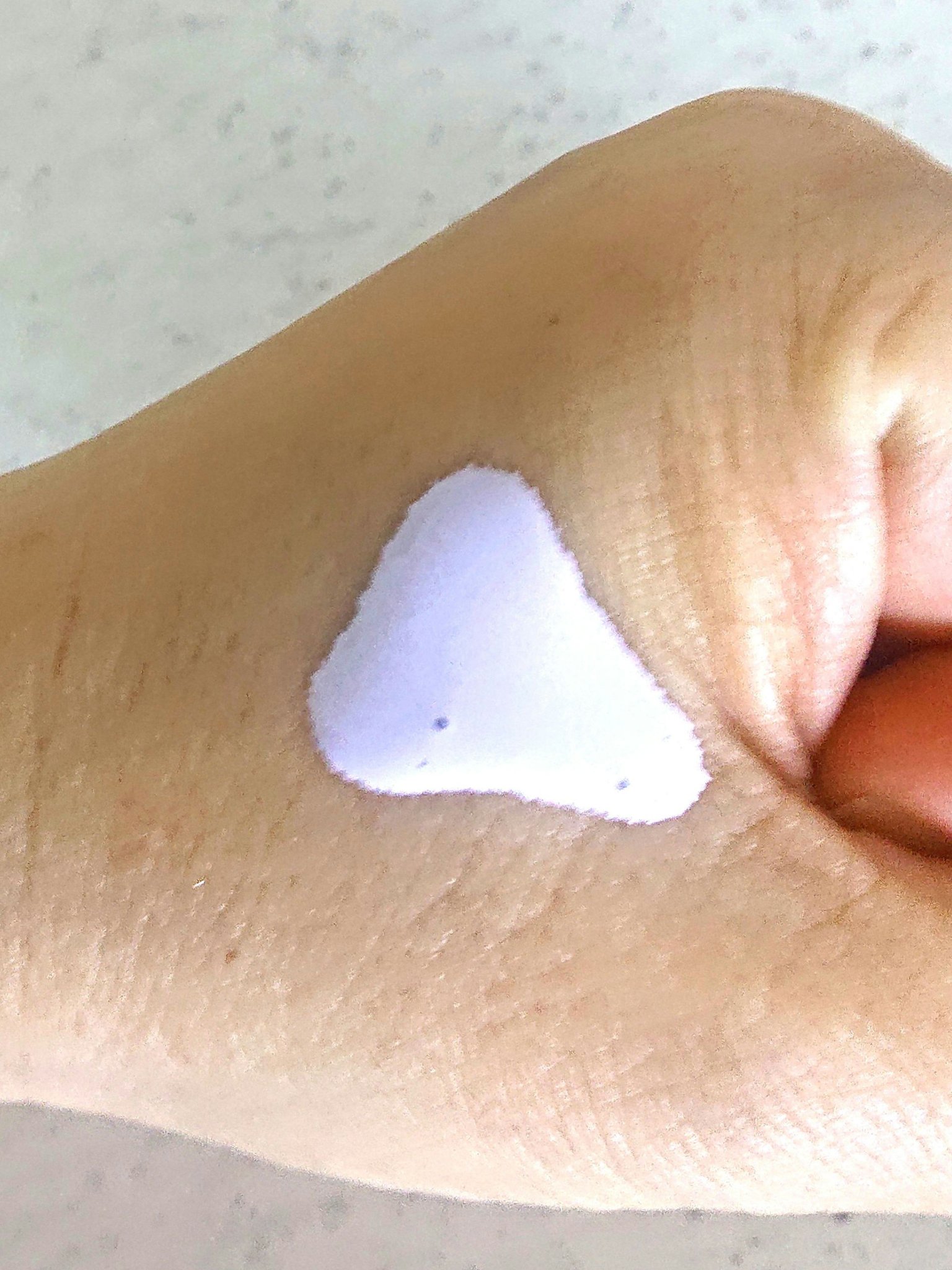 レブロン カラーステイ ロングウェア UV プライマー/REVLON/化粧下地を使ったクチコミ（3枚目）