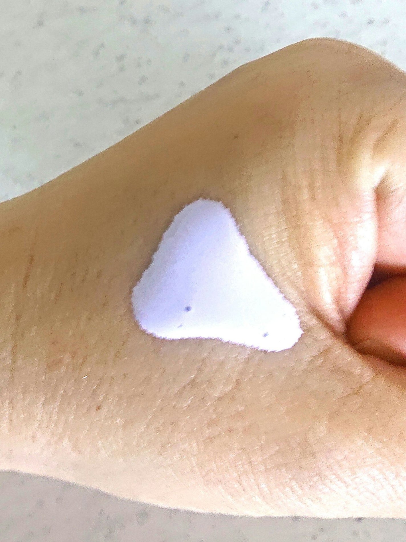 レブロン カラーステイ ロングウェア UV プライマー/REVLON/化粧下地を使ったクチコミ(3枚目)