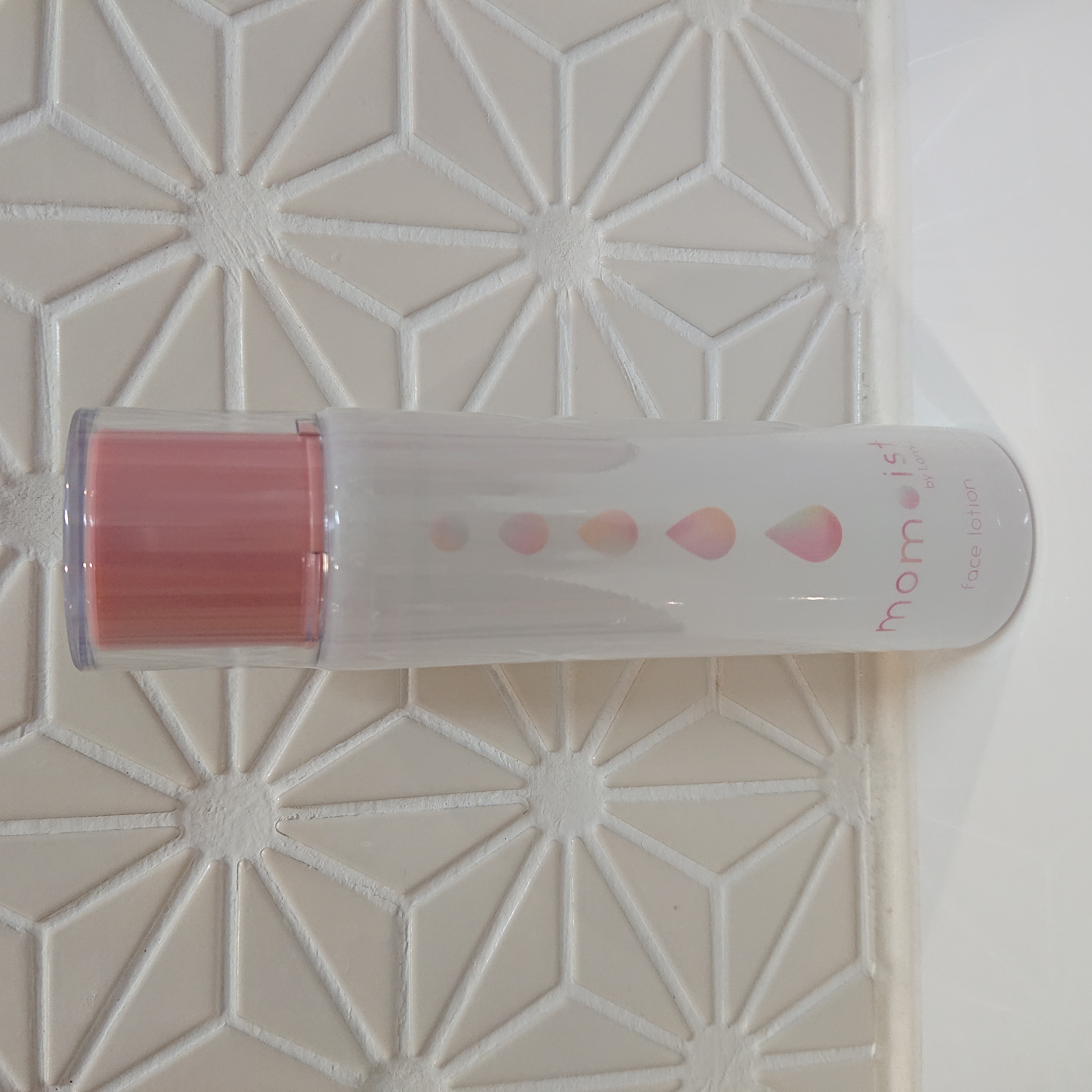 momoist by Lamu face lotion /momoist /化粧水を使ったクチコミ（1枚目）