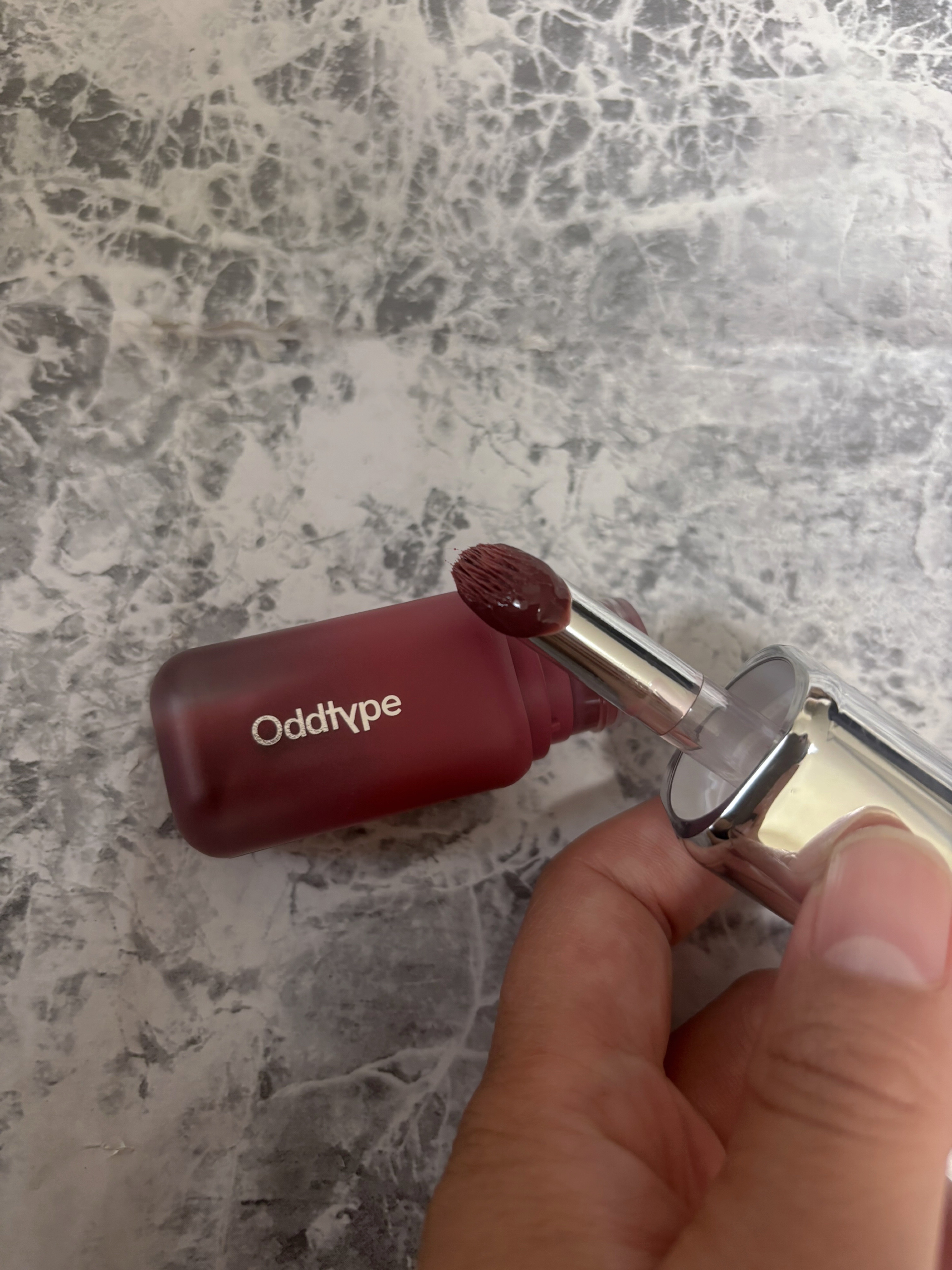 アンシーン バルーンティント/Oddtype/リップティントを使ったクチコミ（2枚目）