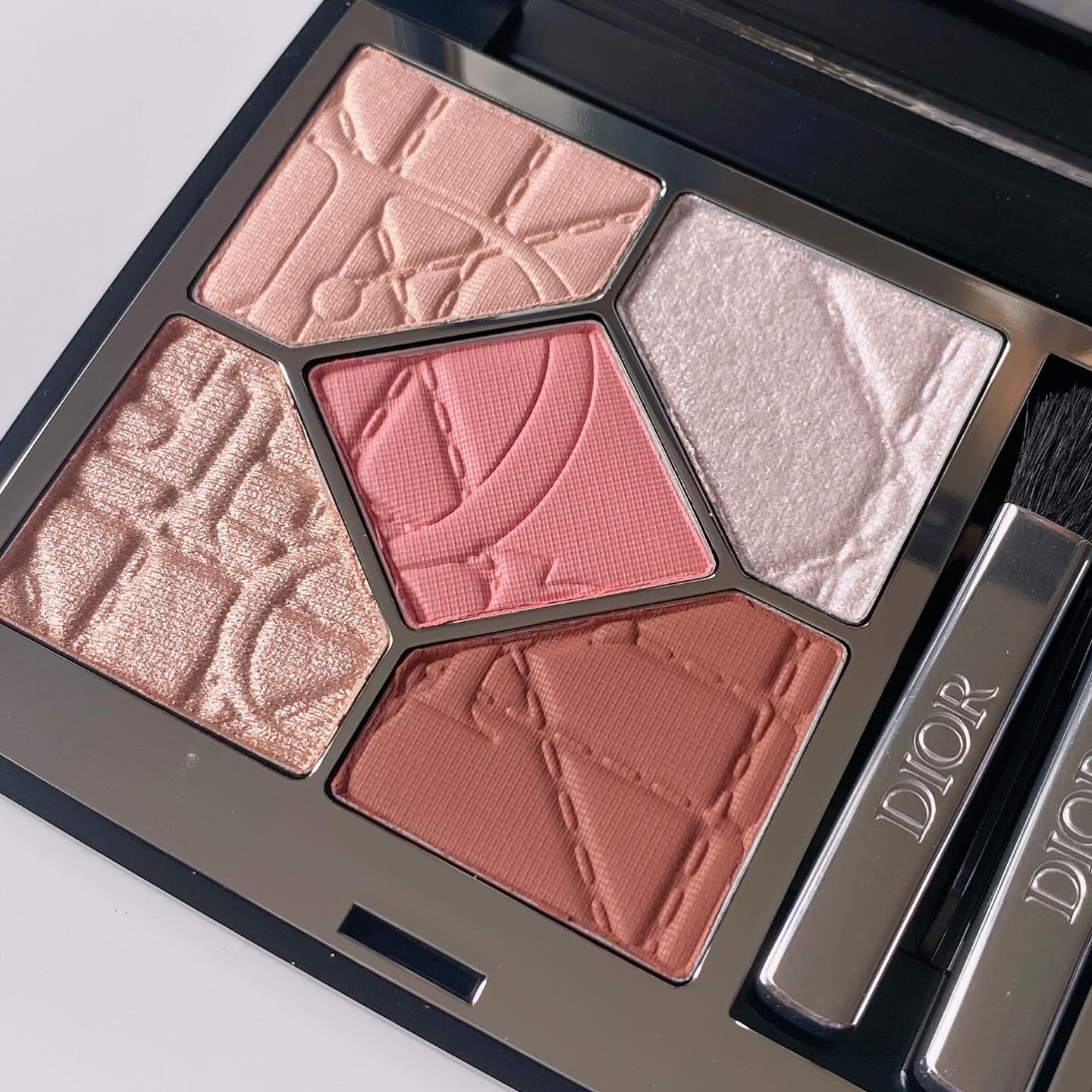 Dior アイシャドウパレット 173 限定版 ディオールショウ サンク クルール（プラン ドゥ パリ