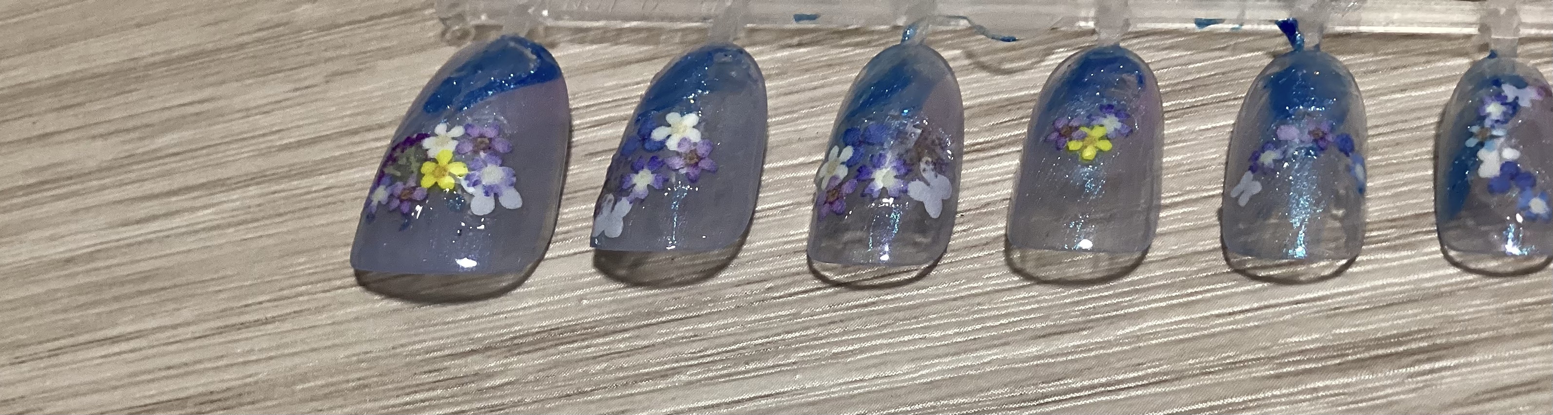 カラフルネイルズ/キャンメイク/マニキュアを使ったクチコミ（2枚目）