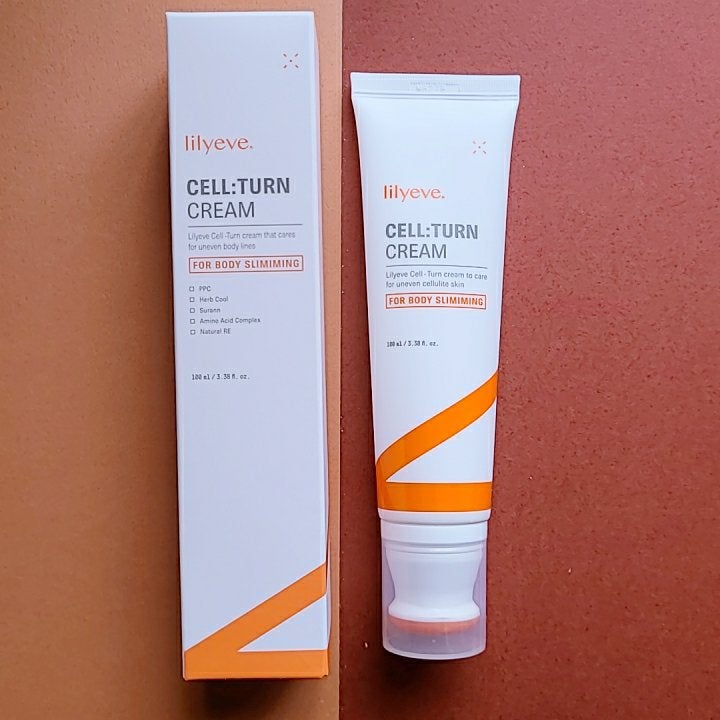 ともみ on LIPS 「#PR#リリーイブ#lilyeve#リリーイブセルターンクリー..」(1枚目)