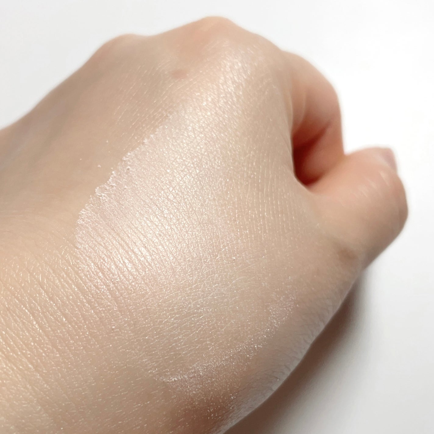 シルキー ライトフェイスパウダー/VanCleo/ルースパウダーを使ったクチコミ(4枚目)