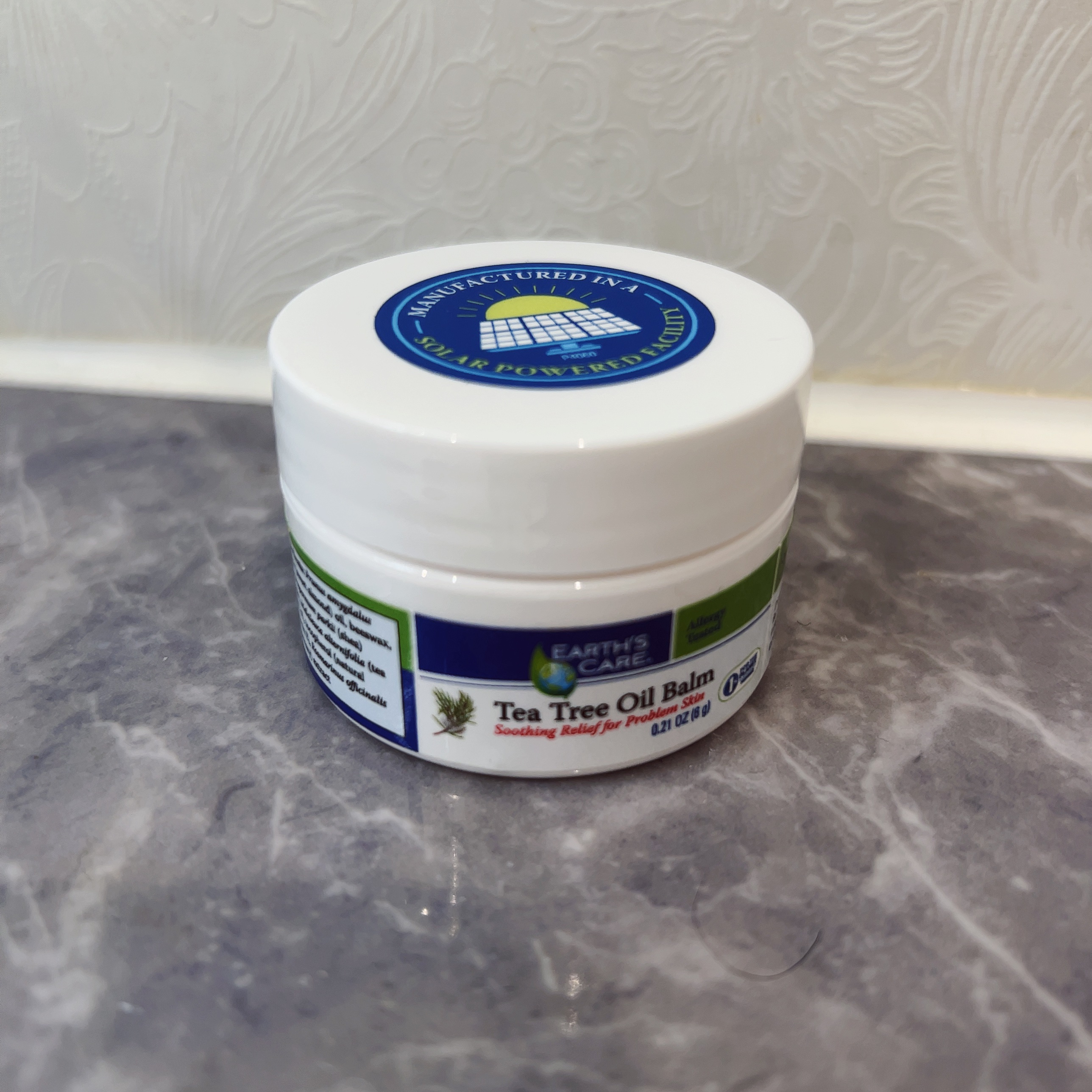 ティーツリーオイルバーム/Earth's Care/フェイスバームを使ったクチコミ（2枚目）