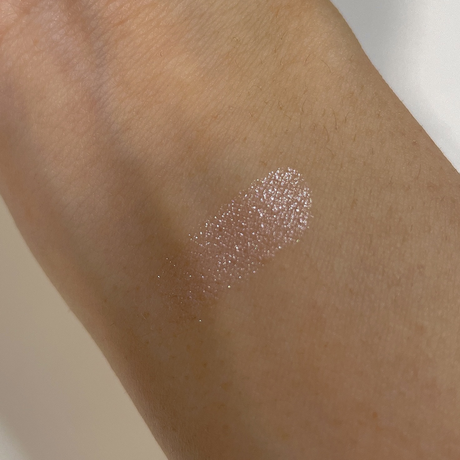 パールグロウハイライト 04 シェルピンク/CEZANNE/パウダーハイライトを使ったクチコミ（3枚目）