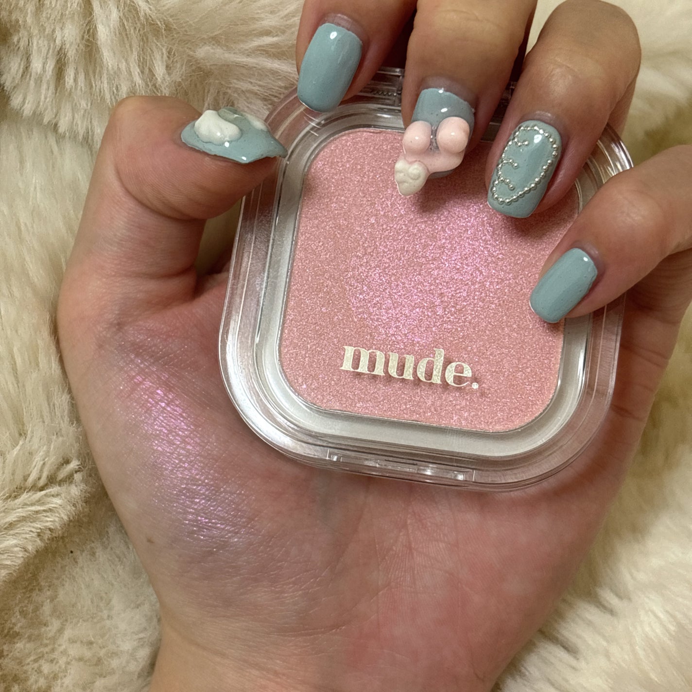 フェイスフィルボリューマーハイライター/mude/パウダーハイライトを使ったクチコミ(2枚目)