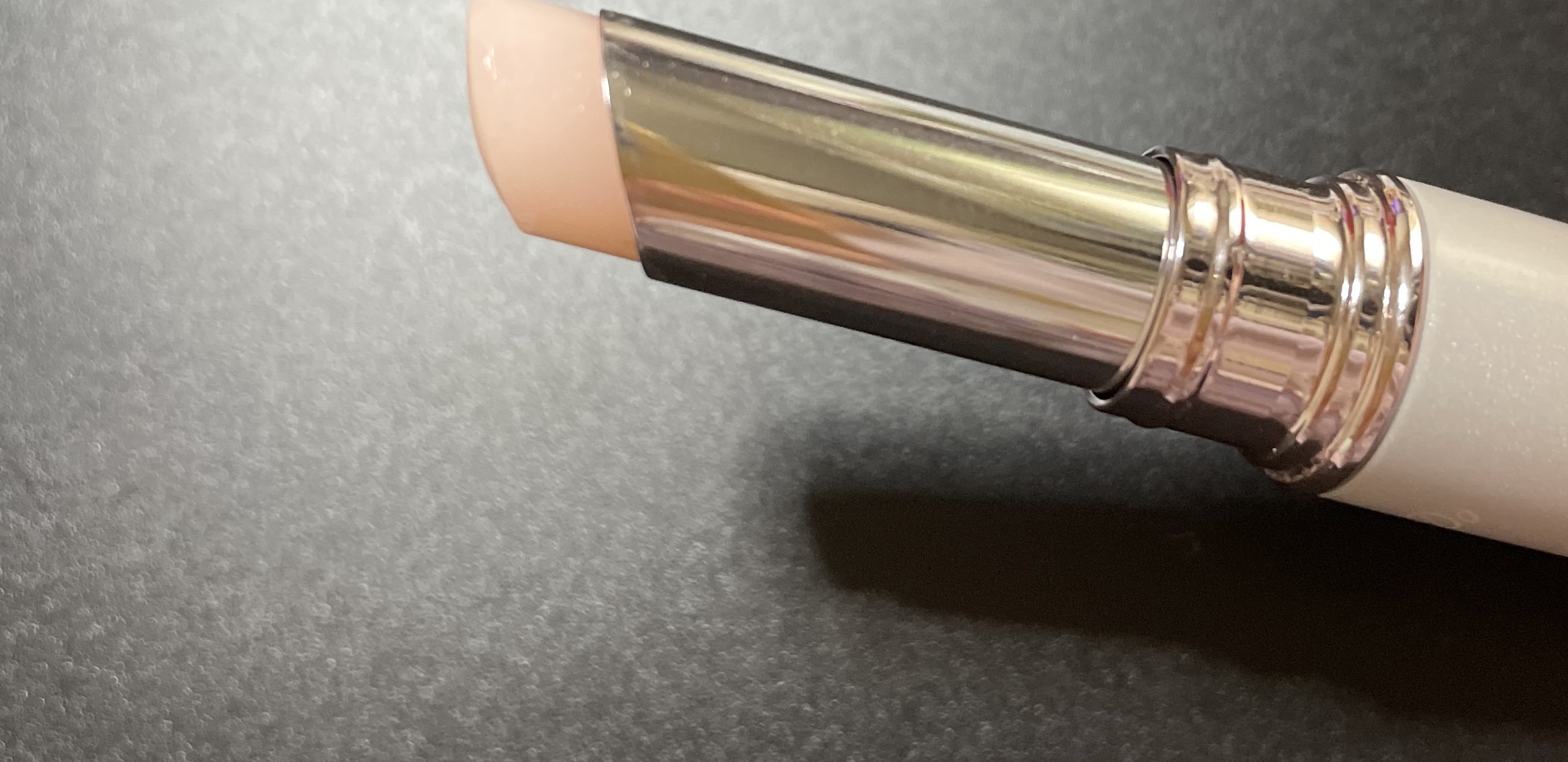 サクラヴェールリップ PK01　ほんのり桜色 (限定パッケージ)/パラドゥ/リップクリームを使ったクチコミ（2枚目）