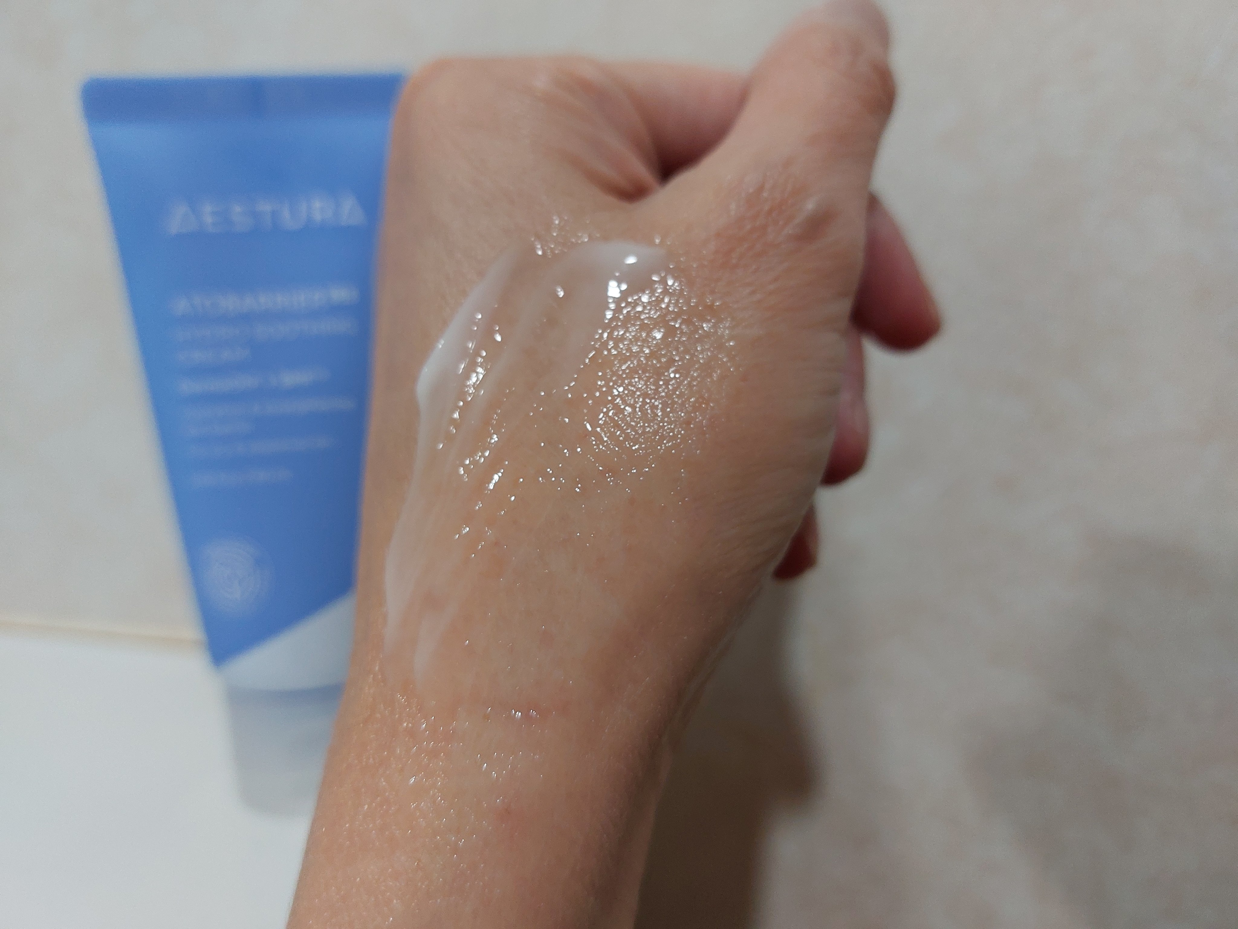 アトバリア365 ハイドロクリーム /AESTURA/フェイスクリームを使ったクチコミ（3枚目）