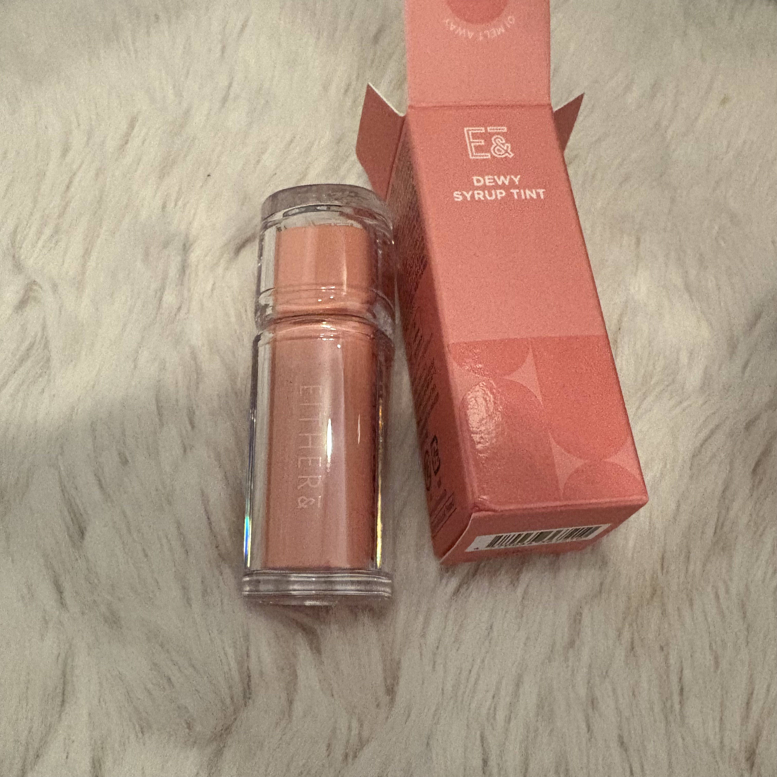 Dewy Syrup Tint/EITHER＆/口紅を使ったクチコミ（2枚目）