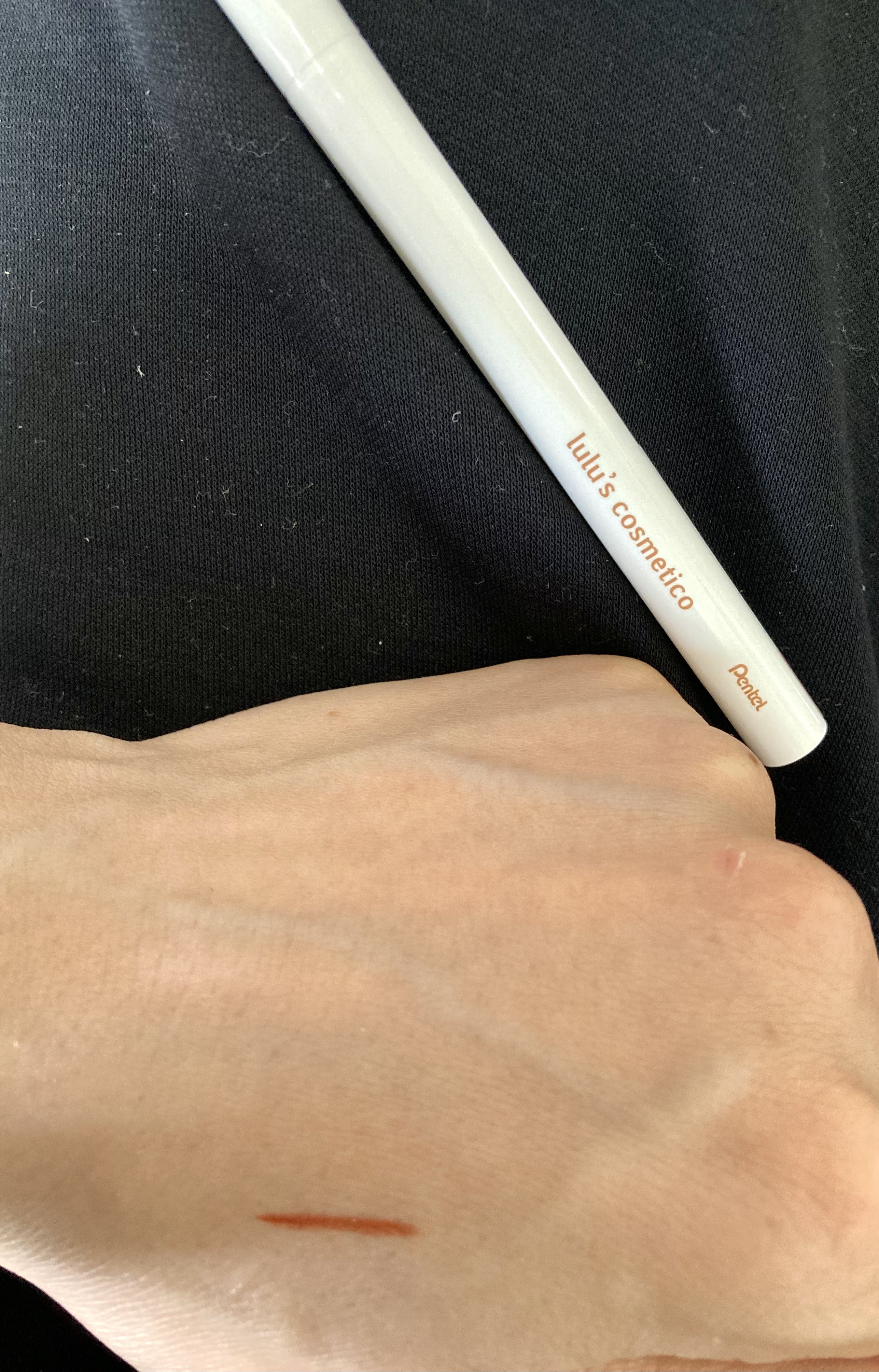 リキッドアイライナー/ルルズコスメティコ/リキッドアイライナーを使ったクチコミ（2枚目）