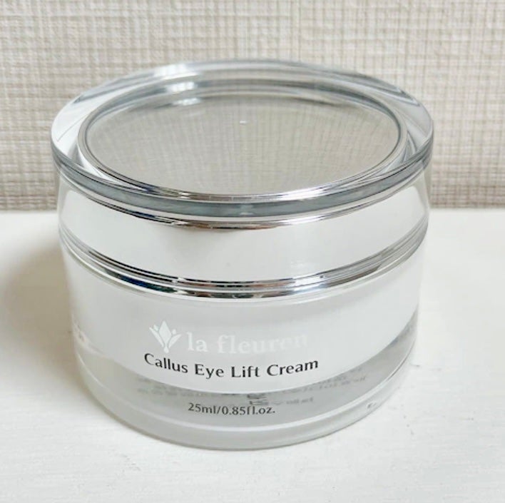 カルス弾力アイクリーム/la fleuren/アイケア・アイクリームを使ったクチコミ(1枚目)