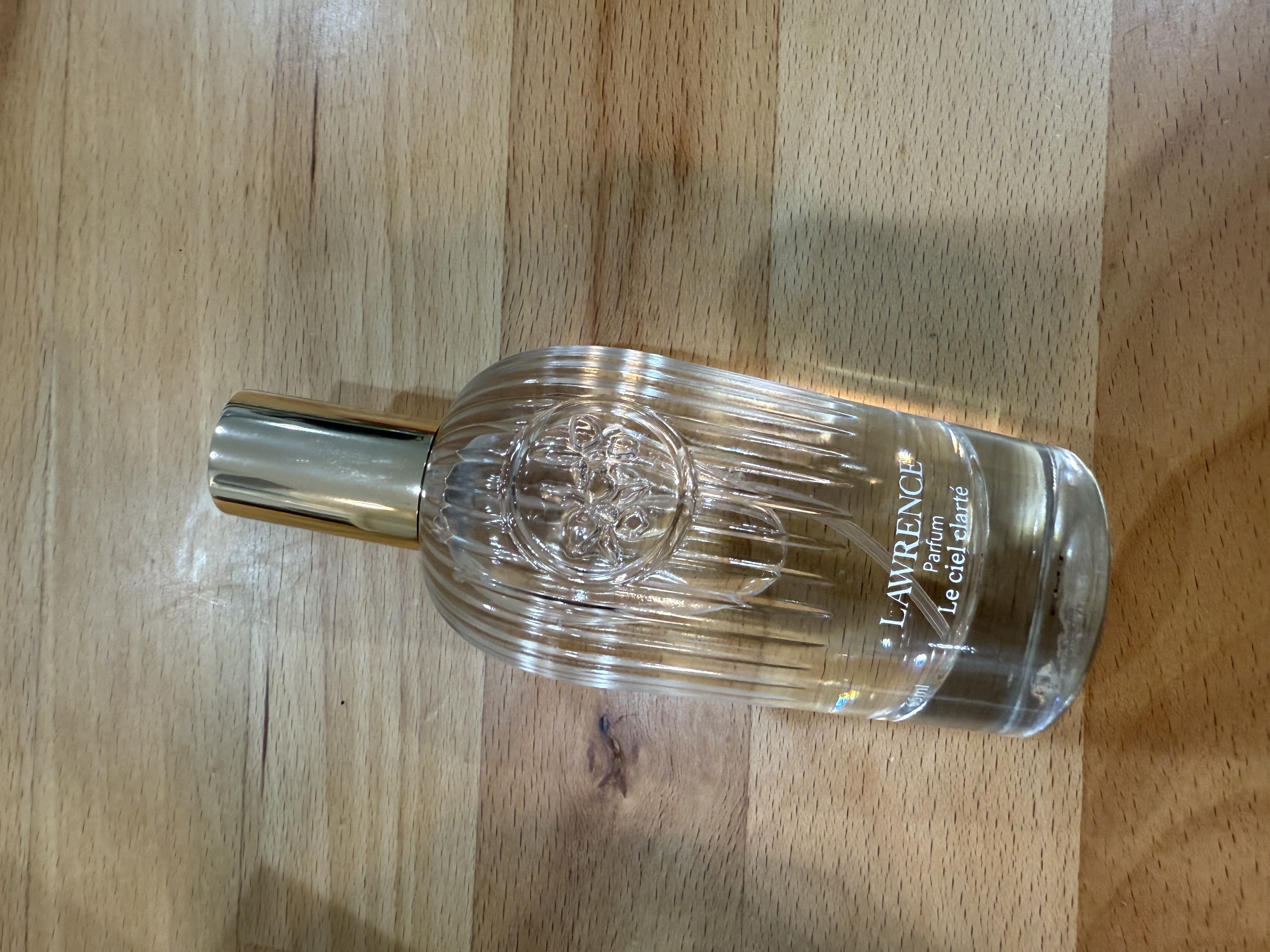ロウレンス　パルファム　ルシェルクラーテ/ロウレンス /香水(レディース)を使ったクチコミ（2枚目）