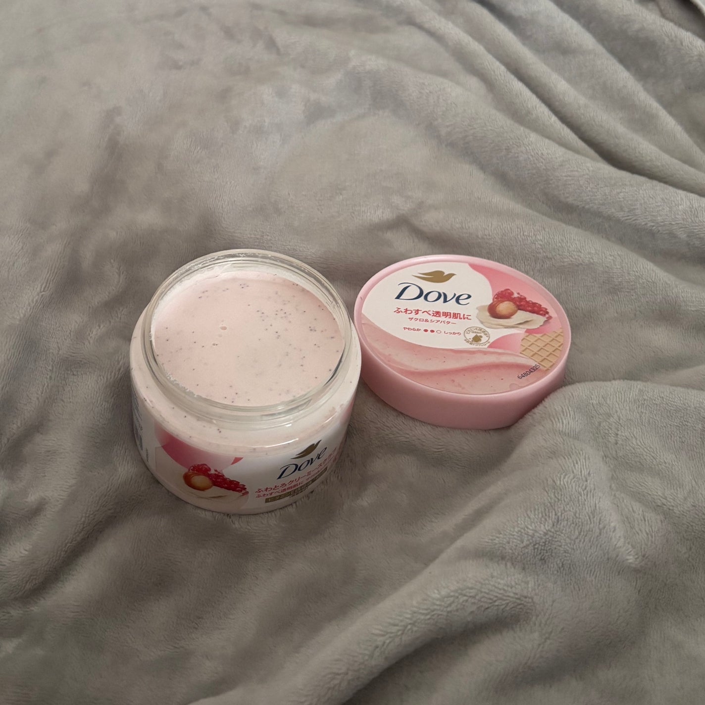 ダヴ ふわとろクリーミースクラブ ザクロ&シアバター/ダヴ/ボディスクラブを使ったクチコミ(1枚目)