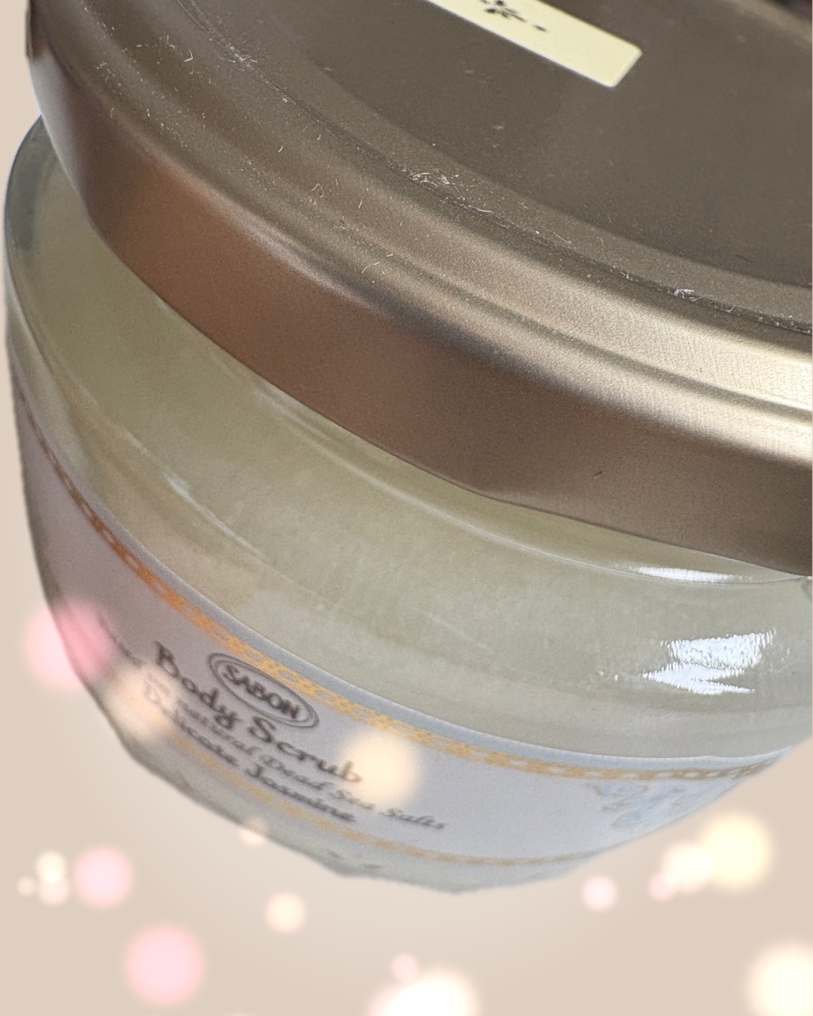 ボディスクラブ デリケート・ジャスミン 320g/SABON/ボディスクラブを使ったクチコミ（1枚目）