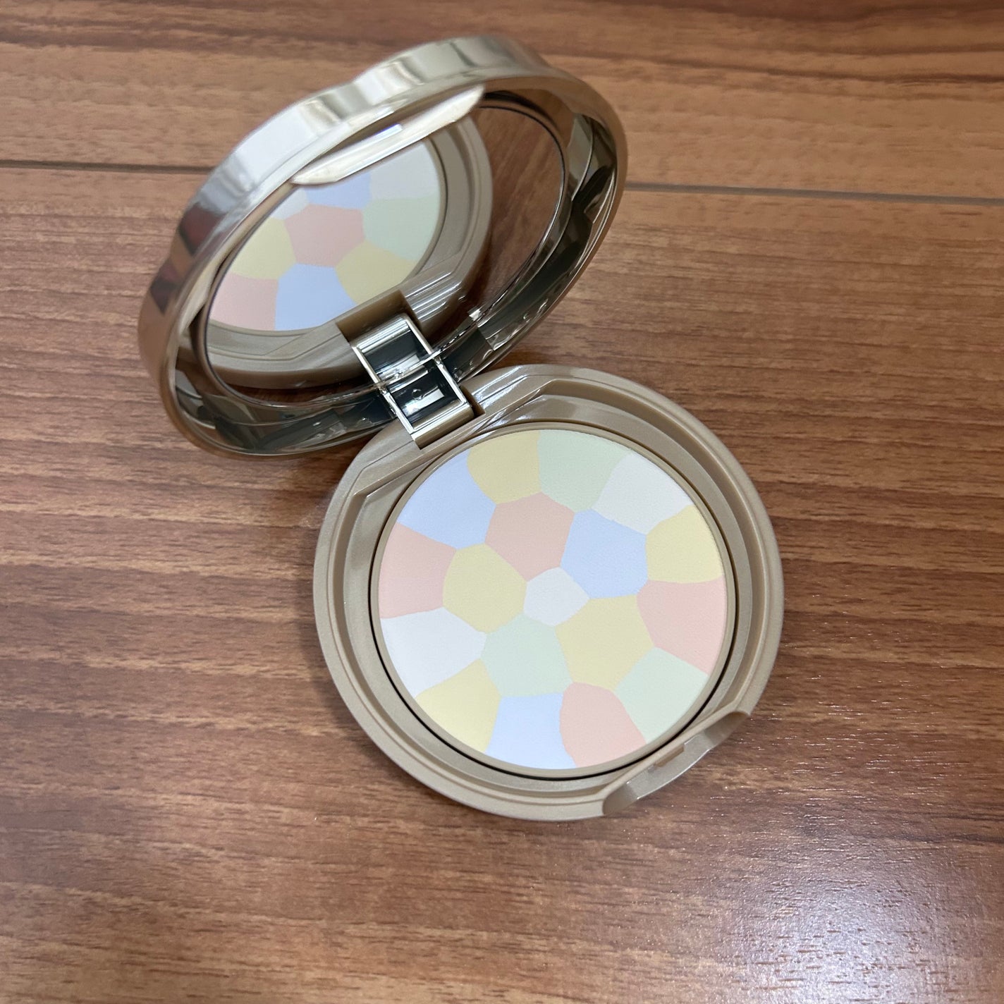 マシュマロフィニッシュパウダー ~Abloom~/キャンメイク/プレストパウダーを使ったクチコミ(5枚目)