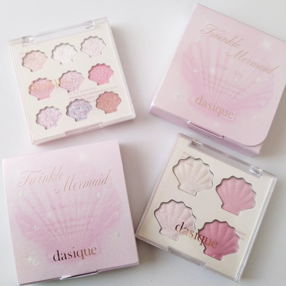 シャイングロイハイライターパレット/dasique/クリームハイライトを使ったクチコミ（3枚目）