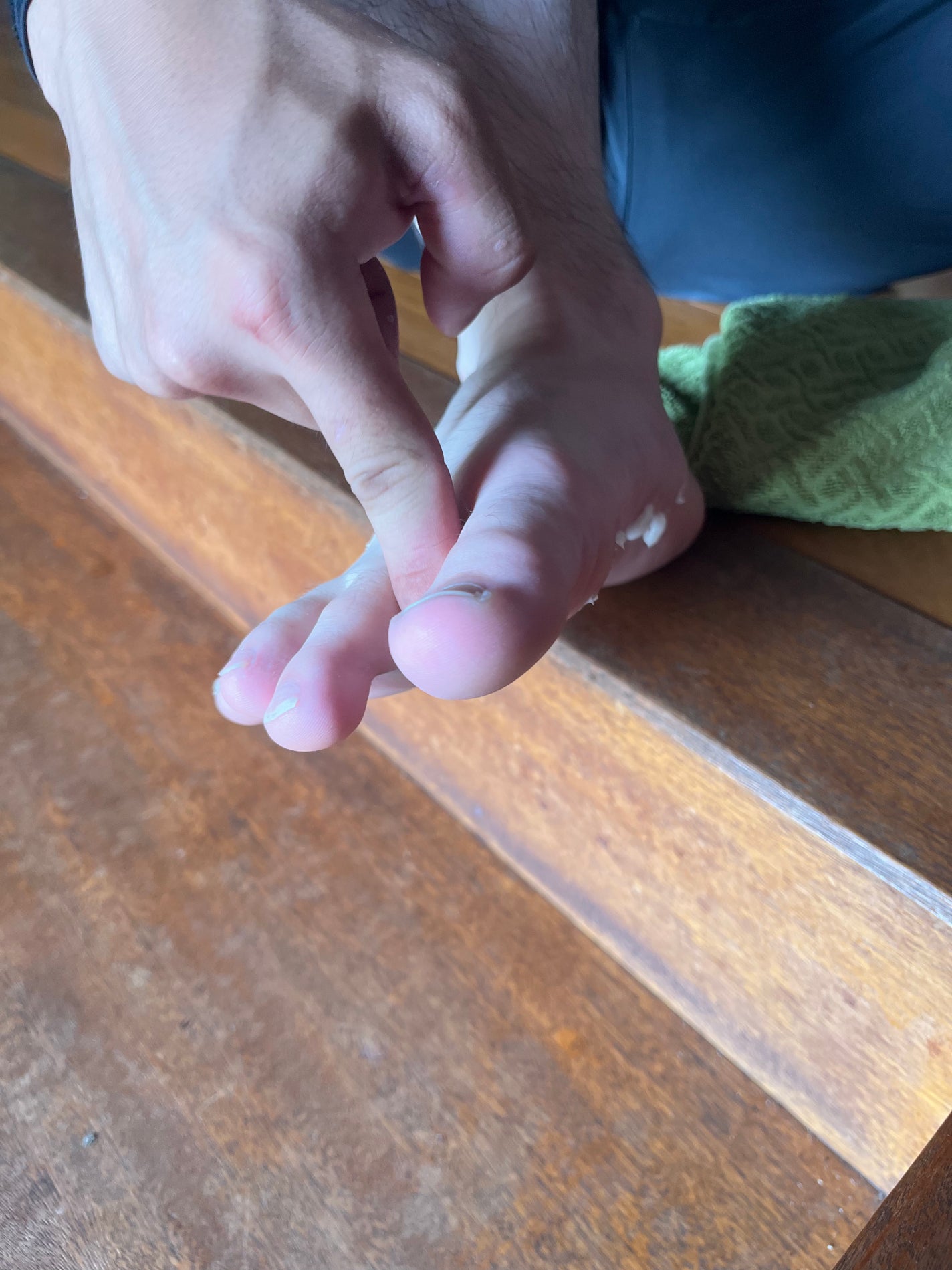 薬用さらさらデオドラントパウダー/デオナチュレ/デオドラント・制汗剤を使ったクチコミ(3枚目)