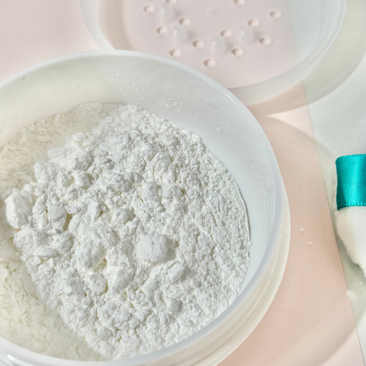 薬用さらさらデオドラントパウダー/デオナチュレ/デオドラント・制汗剤を使ったクチコミ(8枚目)