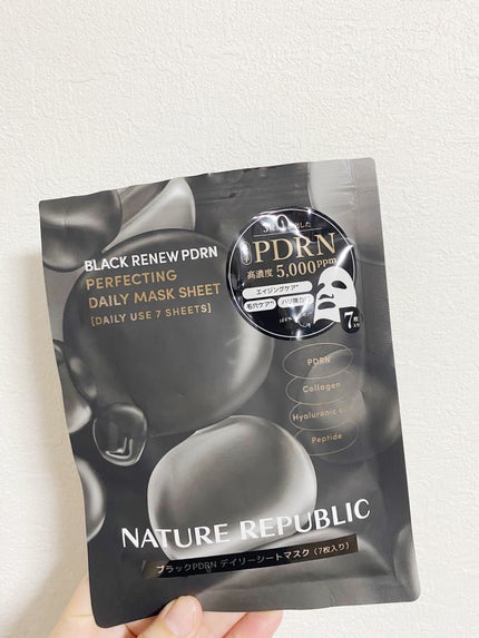 HR on LIPS 「ネイチャーリパブリック ブラックPDRNデイリーシートマスクロ..」(5枚目)