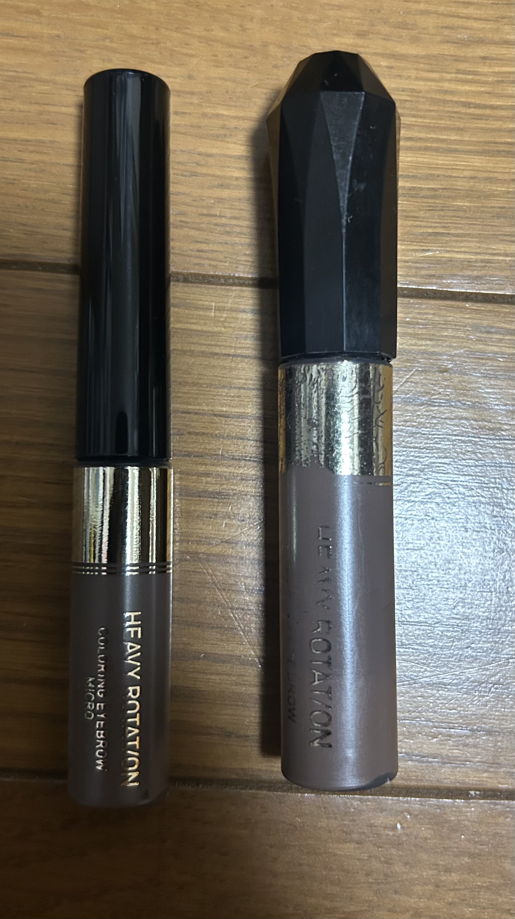 カラーリングアイブロウ マイクロ/ヘビーローテーション/眉マスカラを使ったクチコミ（2枚目）