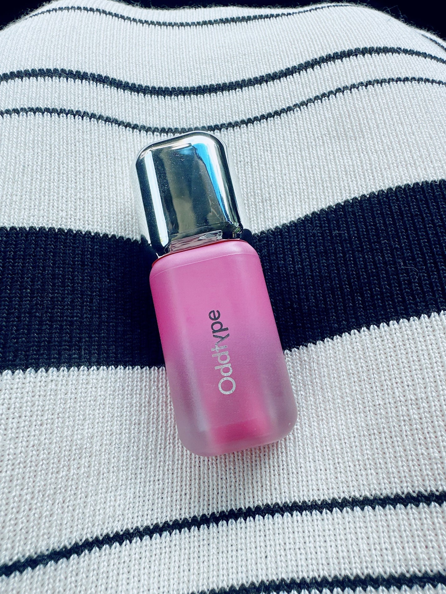 アンシーン バルーンティント/Oddtype/リップティントを使ったクチコミ(2枚目)