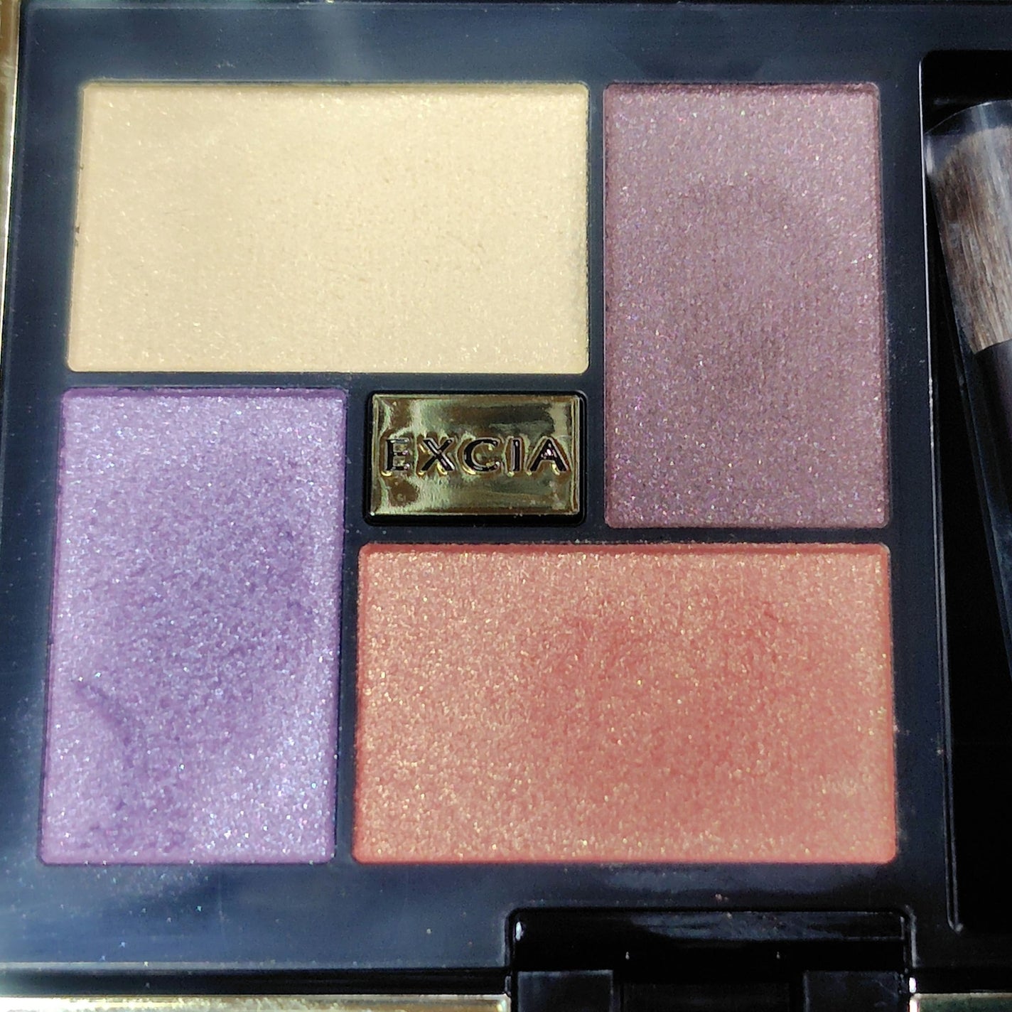 レ キャトル オンブル/CHANEL/アイシャドウパレットを使ったクチコミ(5枚目)