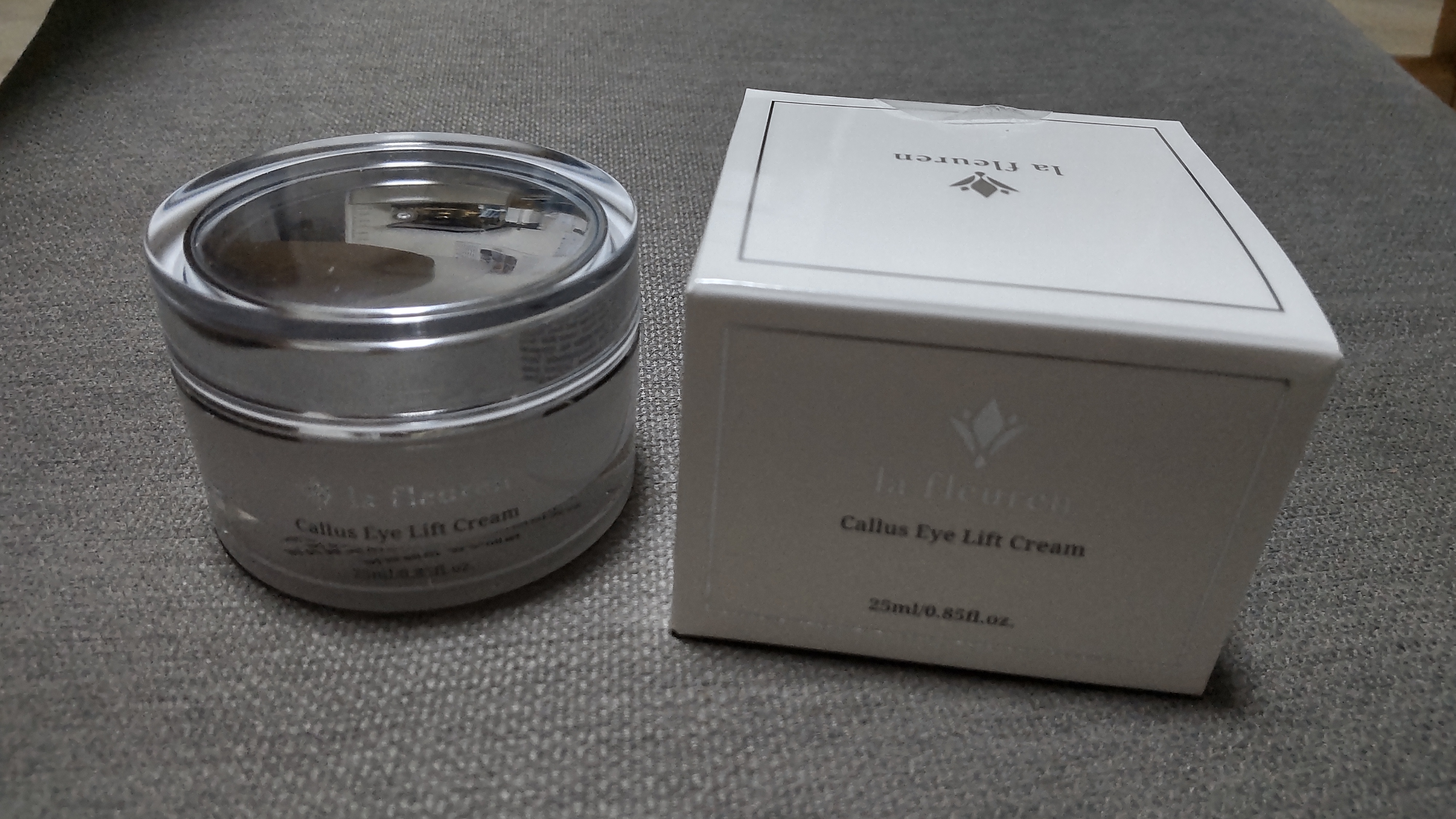 カルス弾力アイクリーム/la fleuren/アイケア・アイクリームを使ったクチコミ（1枚目）