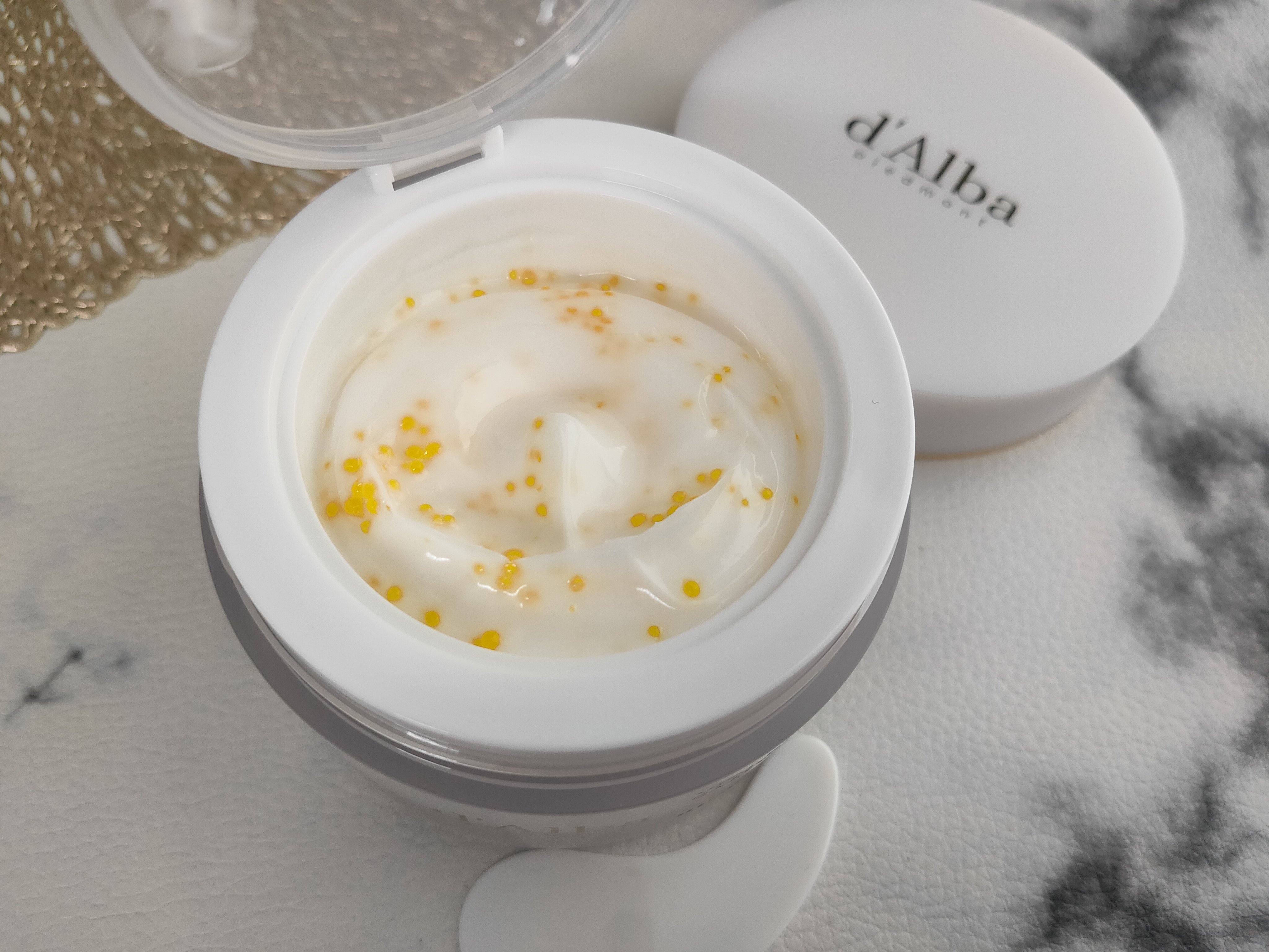 ビタトーニングカプセルクリーム/ダルバ/フェイスクリームを使ったクチコミ（3枚目）