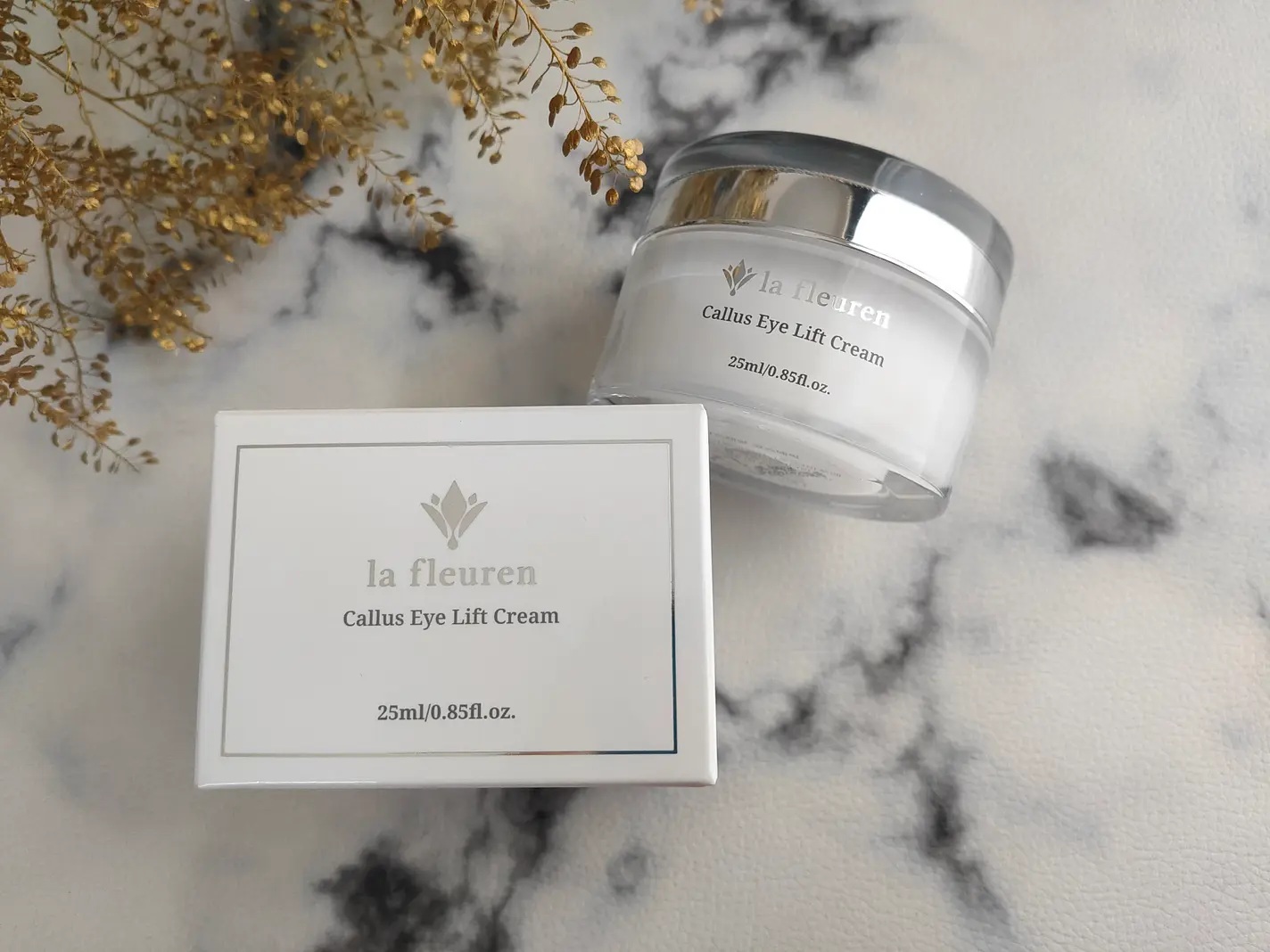 カルス弾力アイクリーム/la fleuren/アイケア・アイクリームを使ったクチコミ（1枚目）