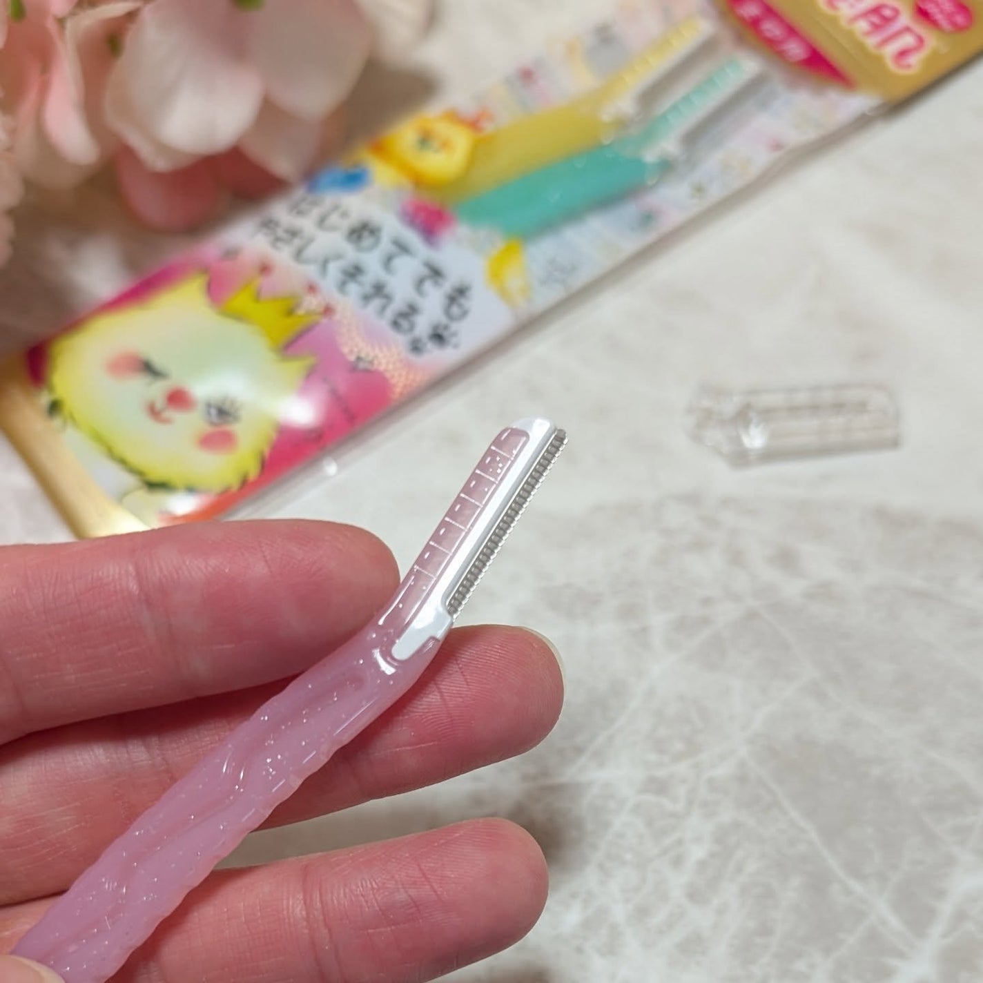 ピアニィ 敏感肌まゆ用 3本入り/ピアニィ/シェーバーを使ったクチコミ(4枚目)