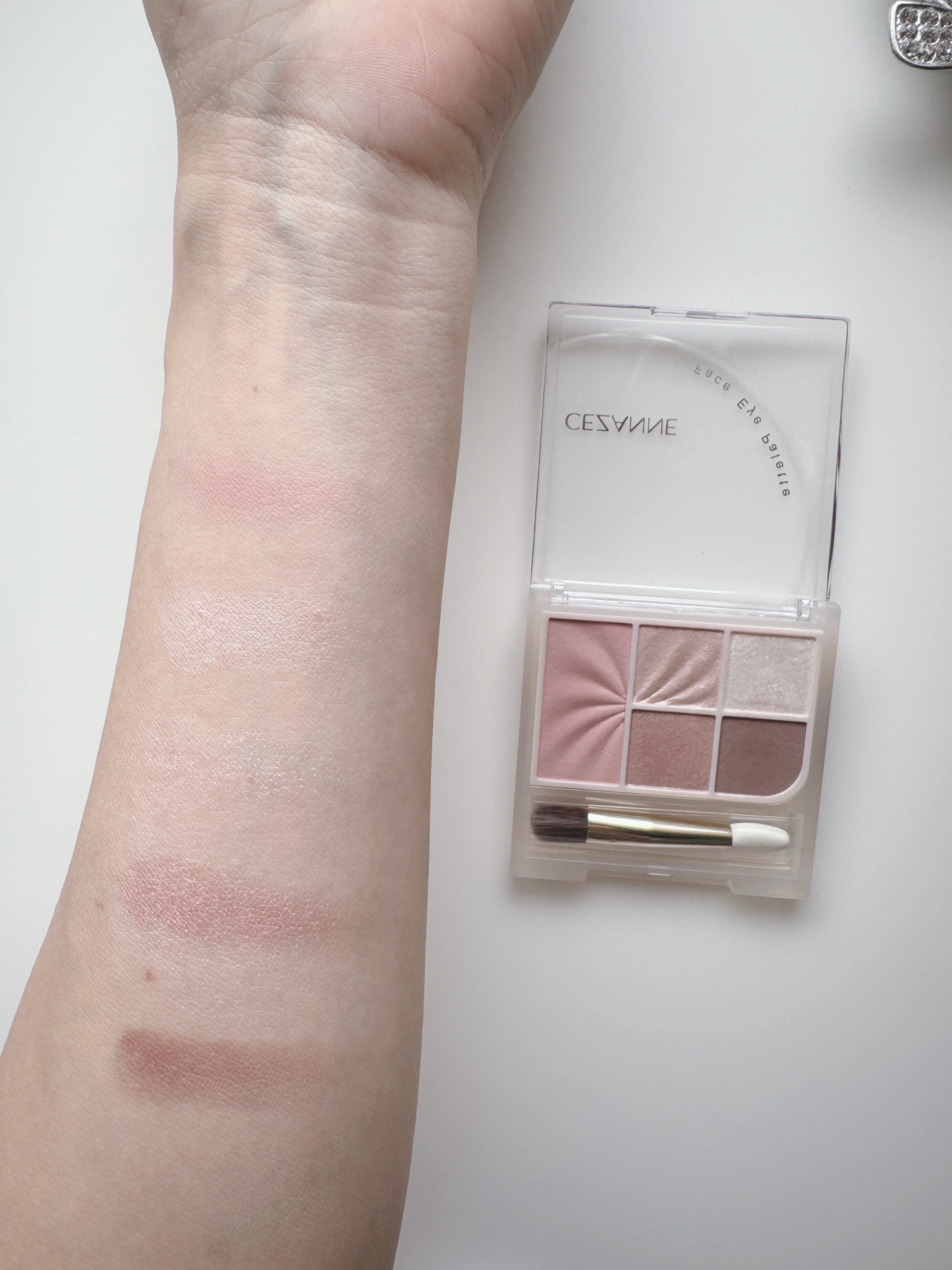 フェイスアイパレット/CEZANNE/アイシャドウを使ったクチコミ（2枚目）