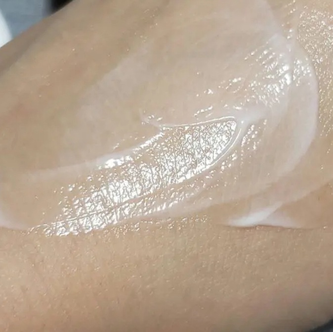 カルス弾力アイクリーム/la fleuren/アイケア・アイクリームを使ったクチコミ（2枚目）