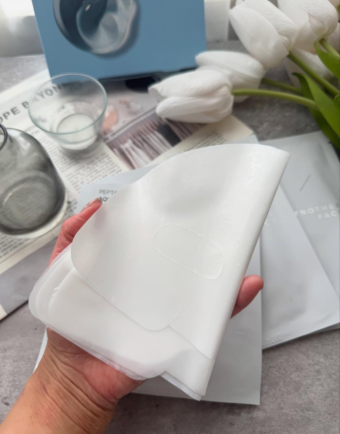 arisya08 on LIPS 「ペプチタテノールゲルマスク🩵長時間のお肌に載せるとこで、白から..」(3枚目)