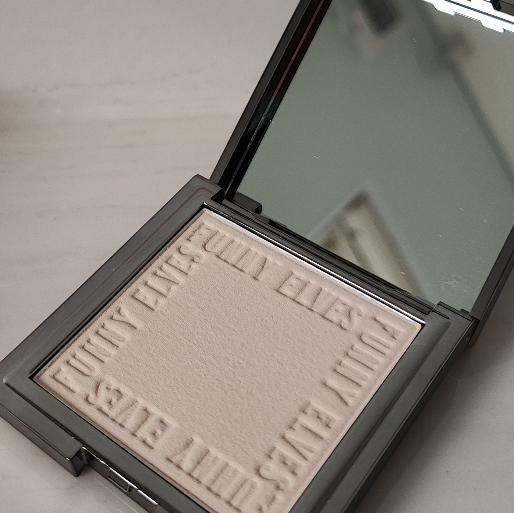 ソフトマットプレストパウダー/FUNNY ELVES方里/プレストパウダーを使ったクチコミ（2枚目）