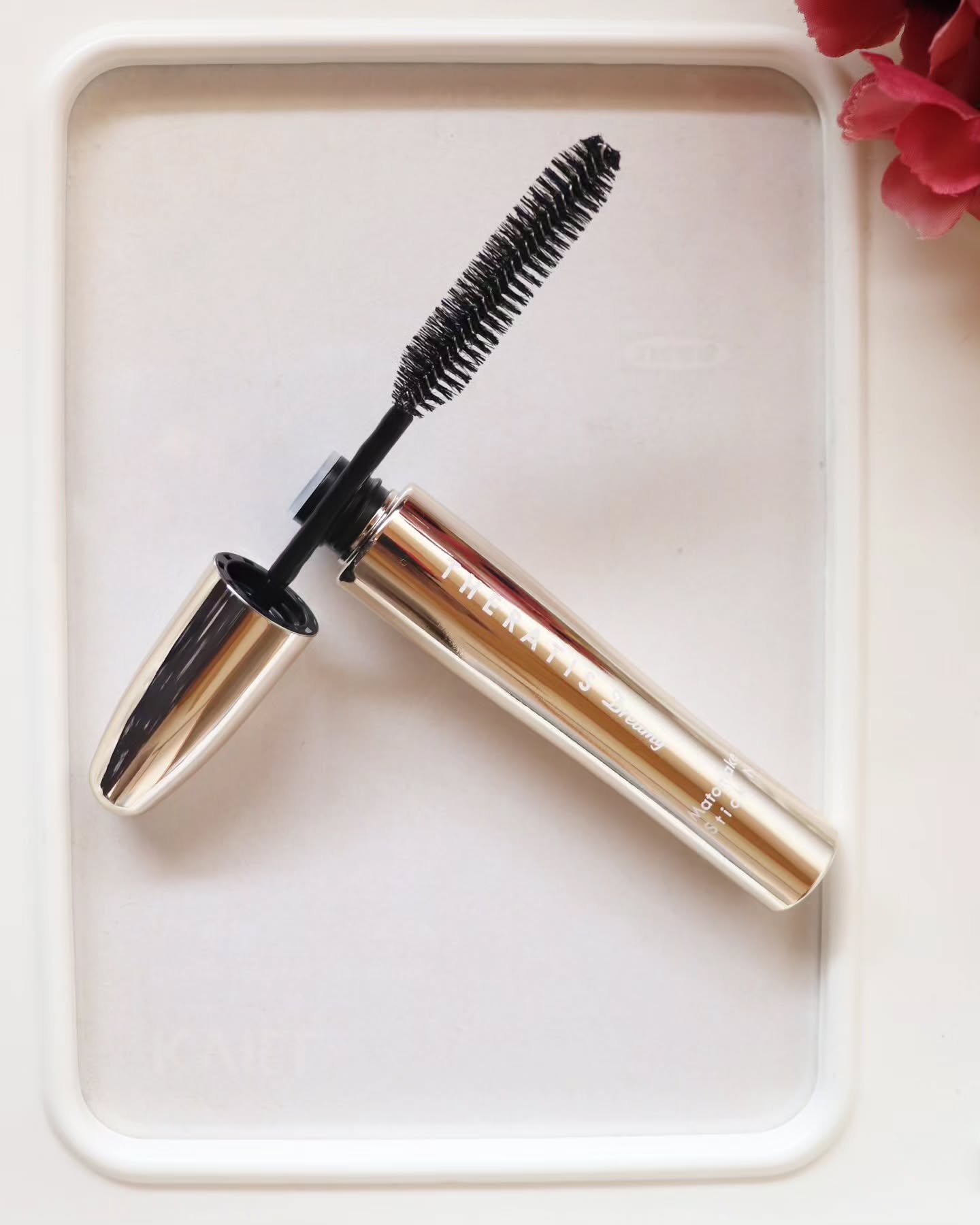 ドリーミー マトメイク スティック ナチュラル/THERATIS/ヘアジェルを使ったクチコミ（3枚目）